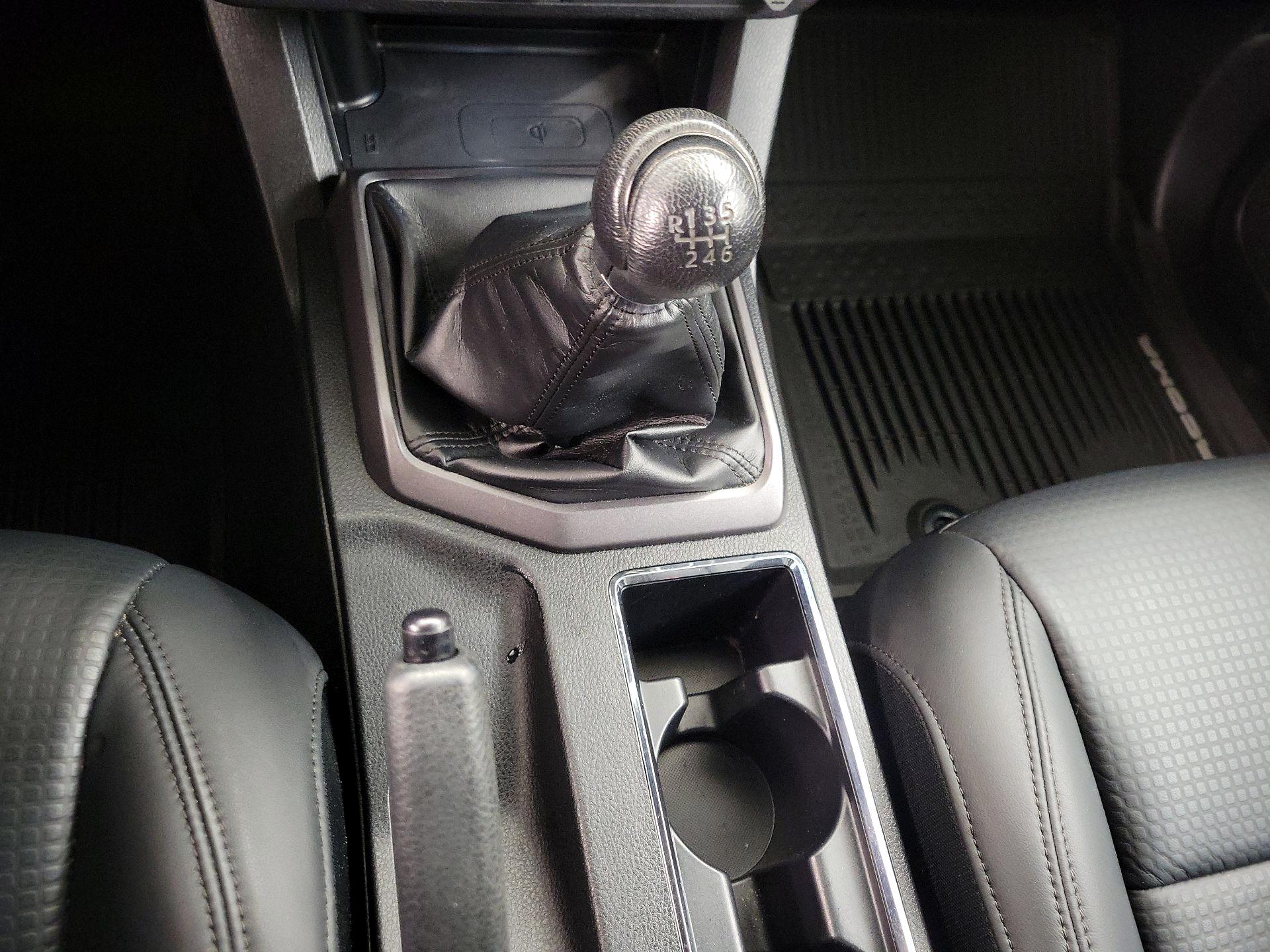 Thumbnail: 2019 Toyota Tacoma - 17