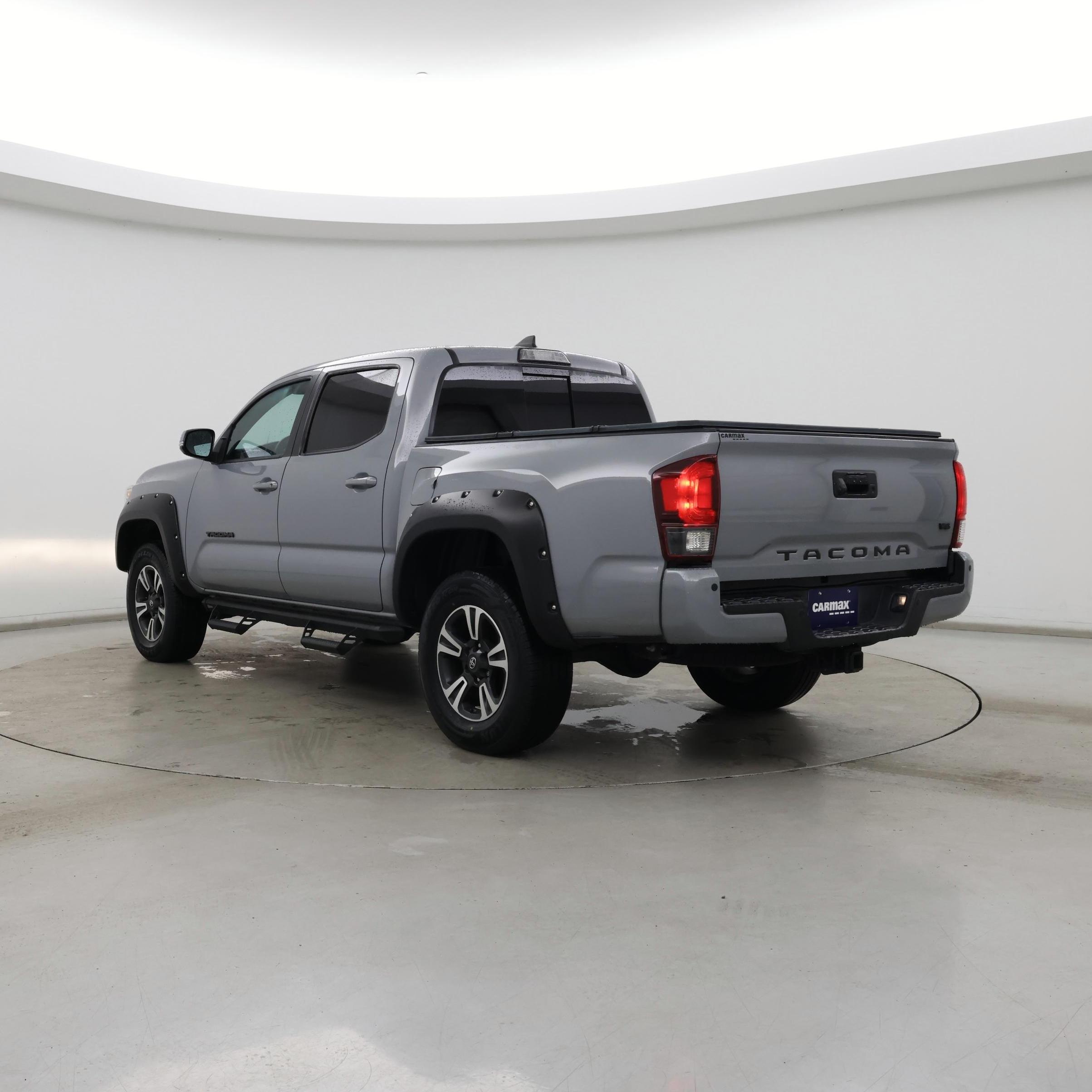 Thumbnail: 2019 Toyota Tacoma - 2
