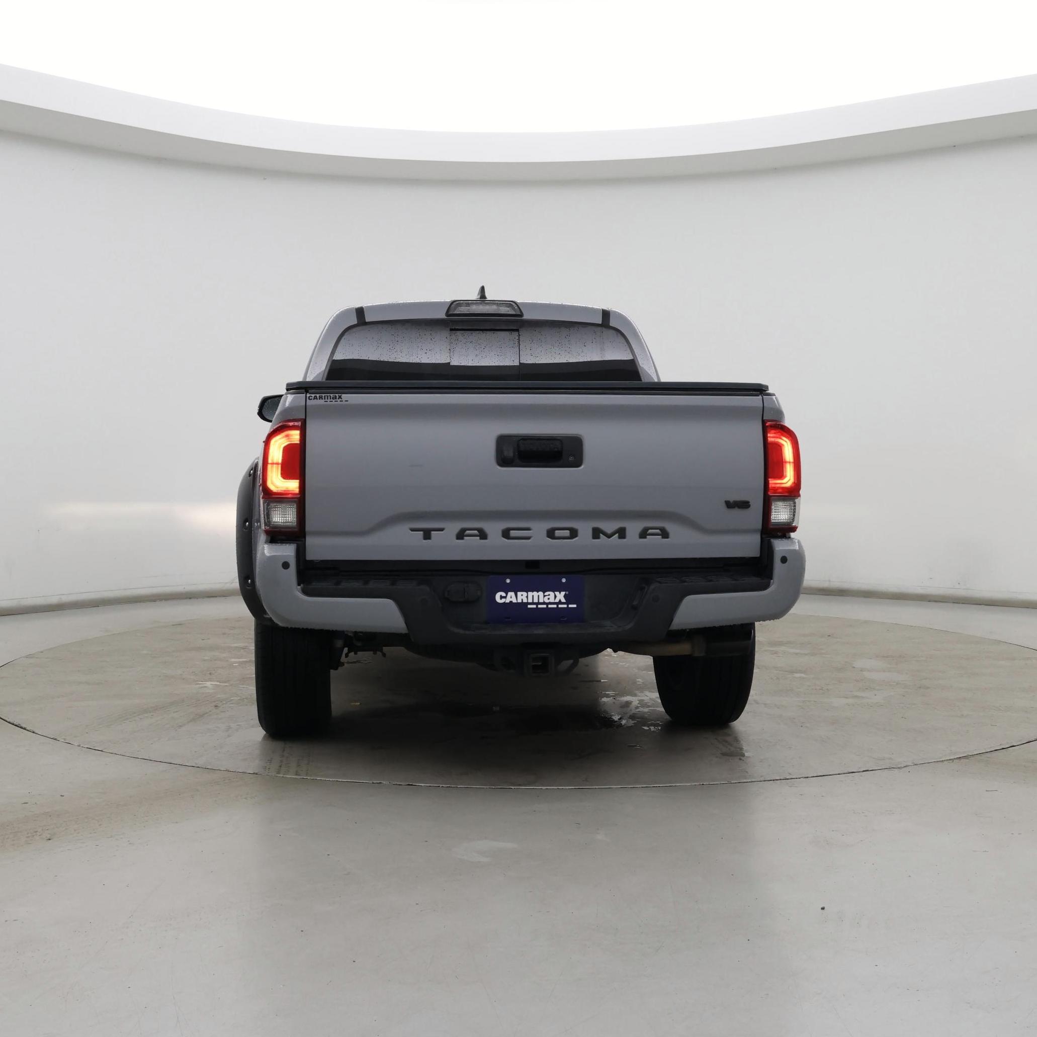 Thumbnail: 2019 Toyota Tacoma - 6