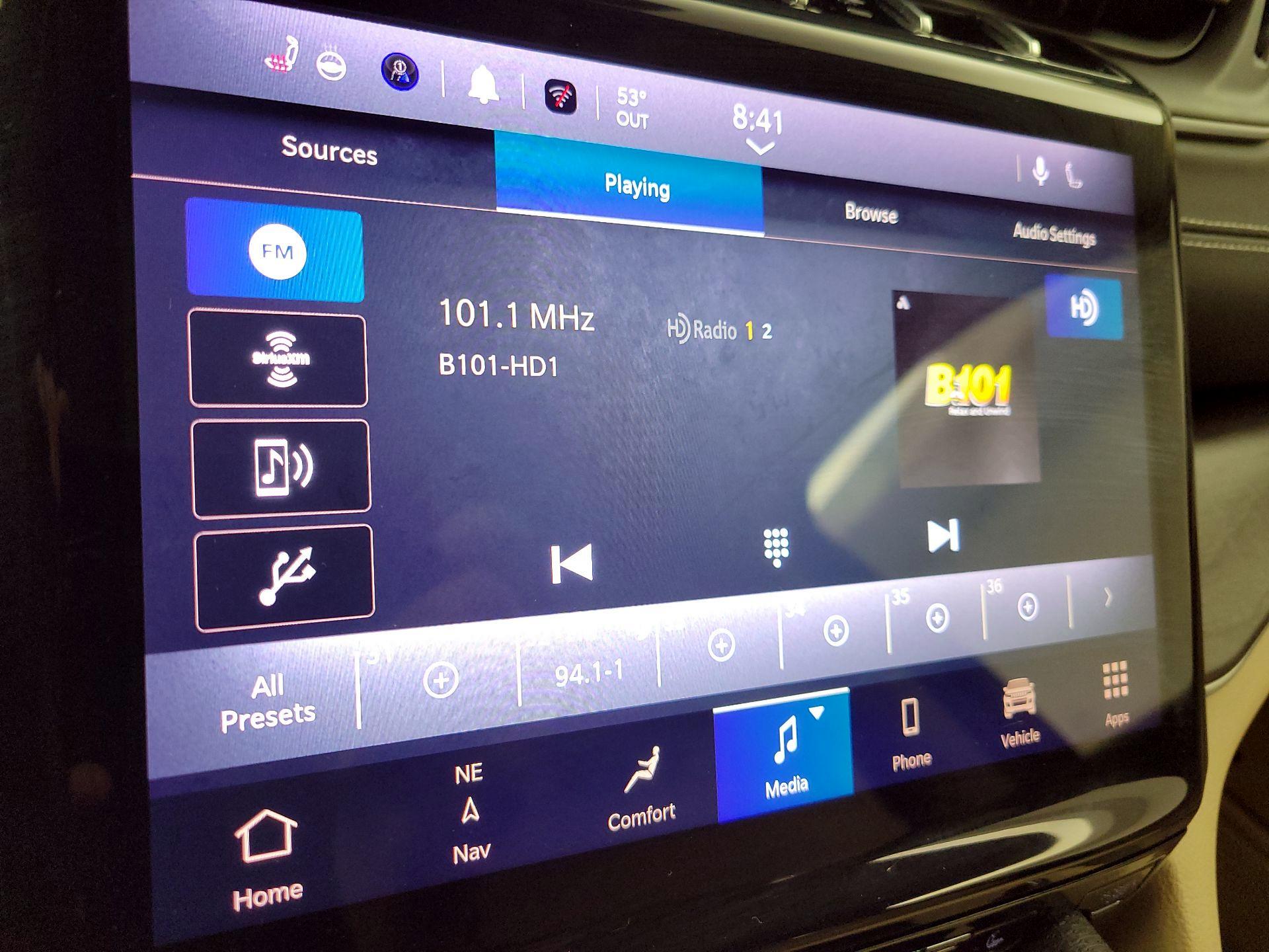 Thumbnail: 2022 Jeep Grand Cherokee - 16