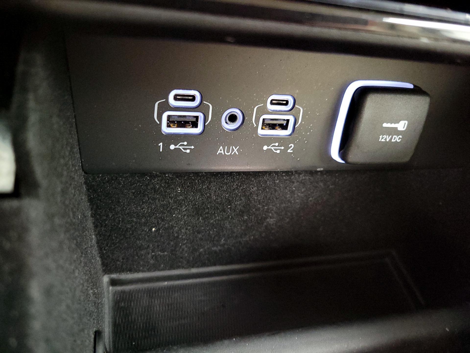 Thumbnail: 2022 Jeep Grand Cherokee - 19