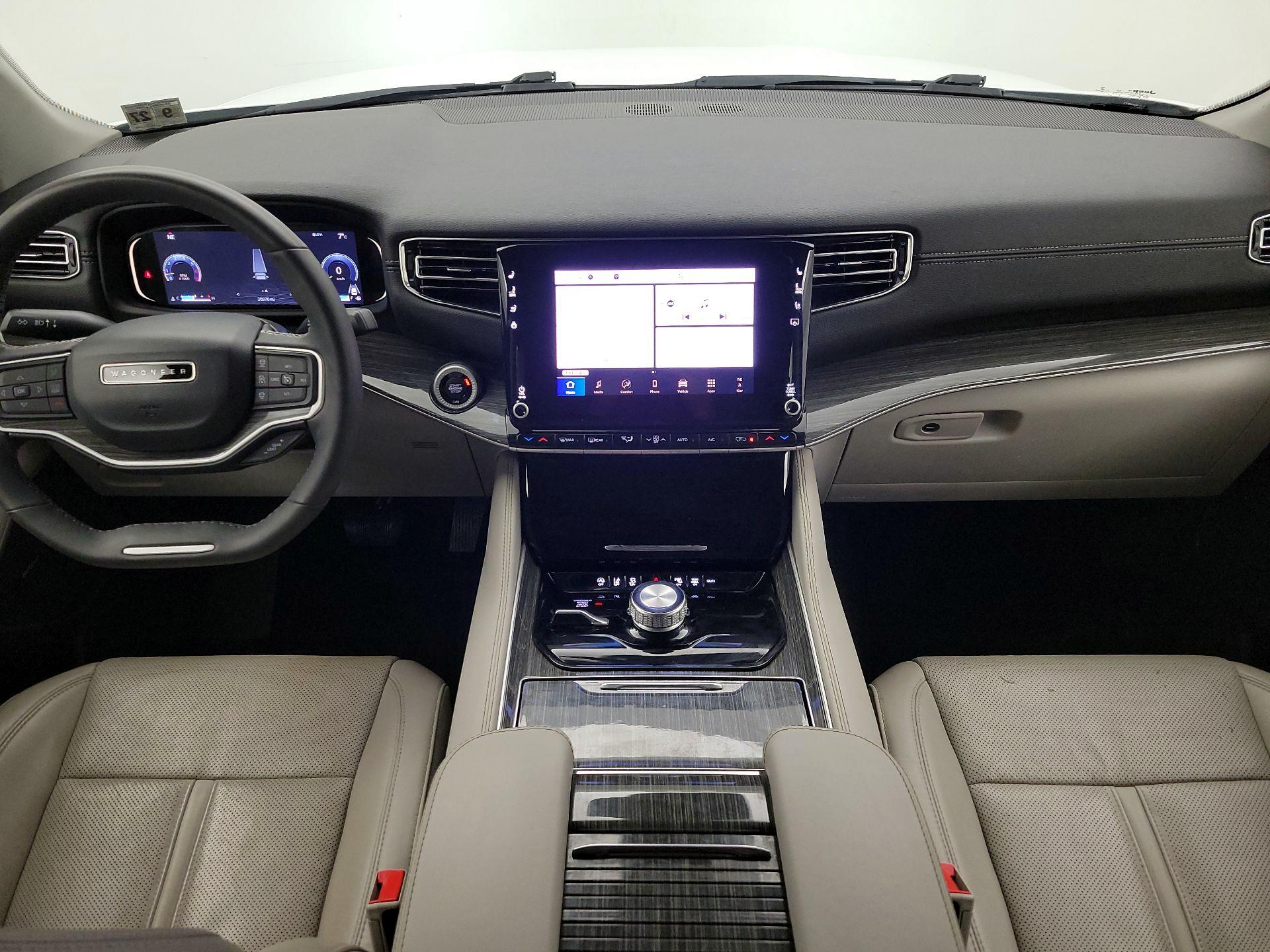 Thumbnail: 2022 Jeep Wagoneer - 9