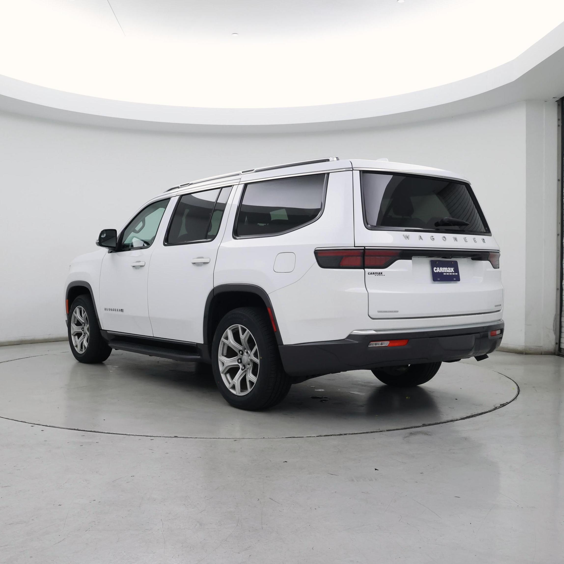 Thumbnail: 2022 Jeep Wagoneer - 2