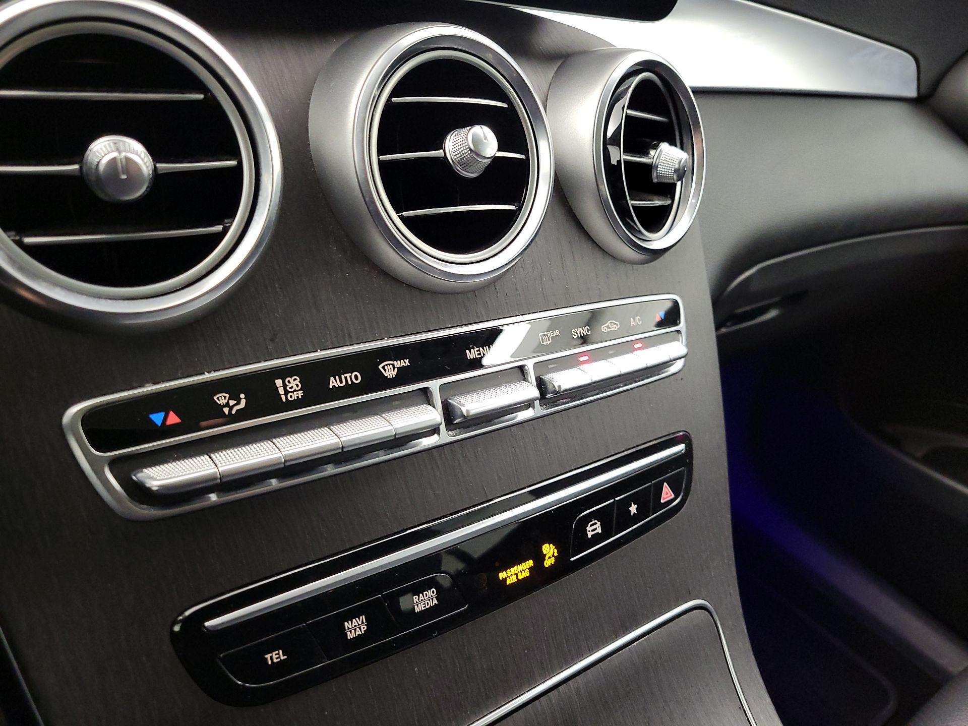 Thumbnail: 2020 Mercedes-Benz GLC - 16