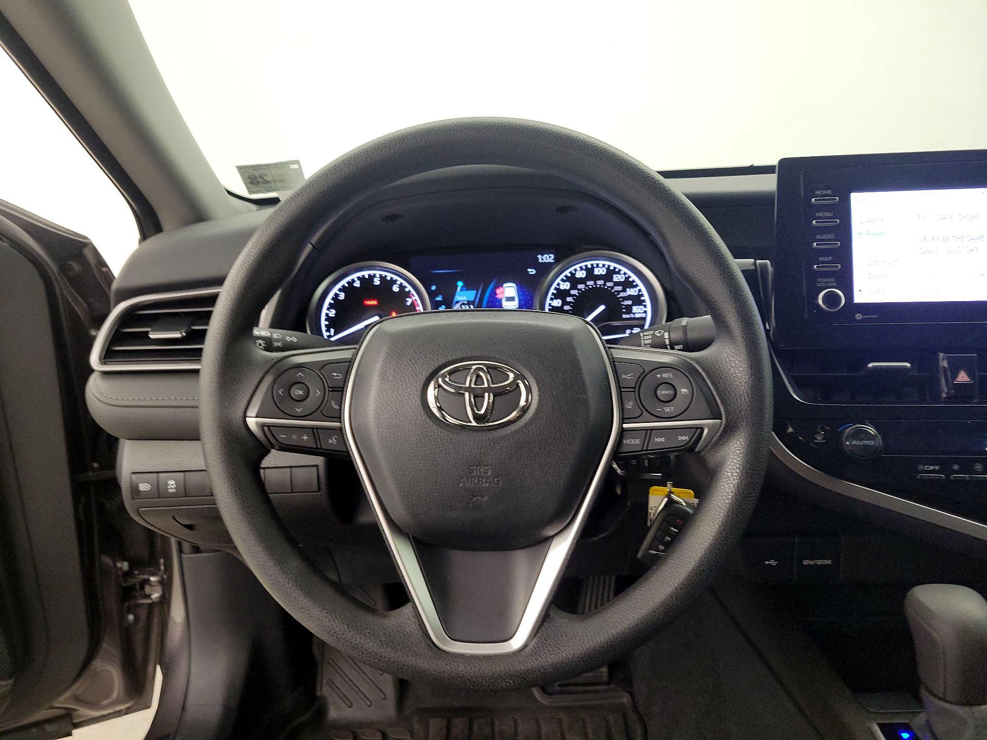 Thumbnail: 2023 Toyota Camry - 10