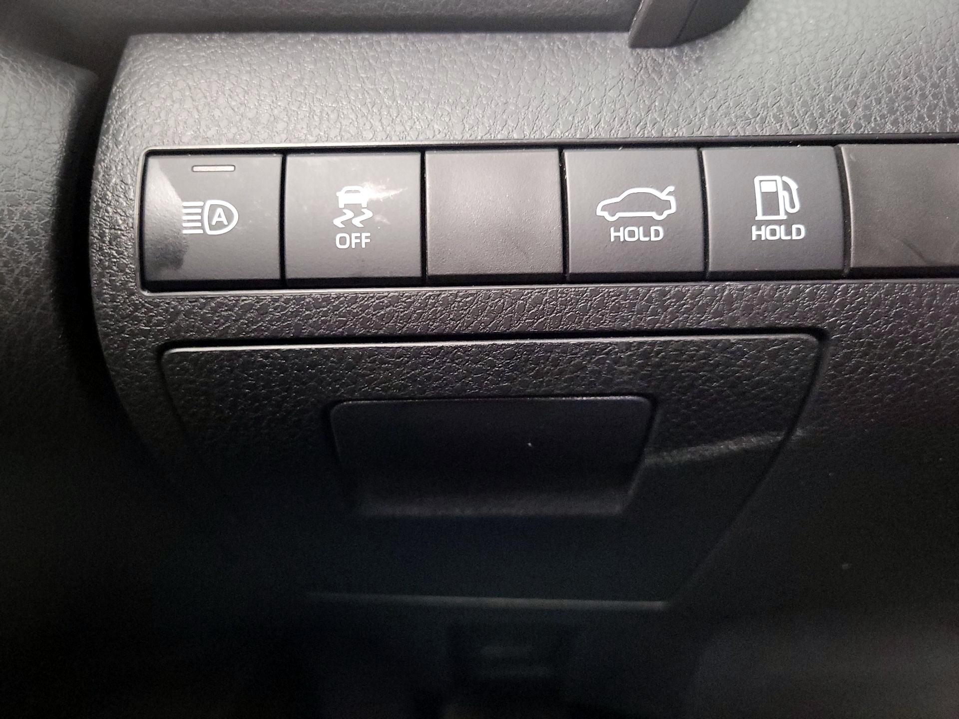 Thumbnail: 2023 Toyota Camry - 13