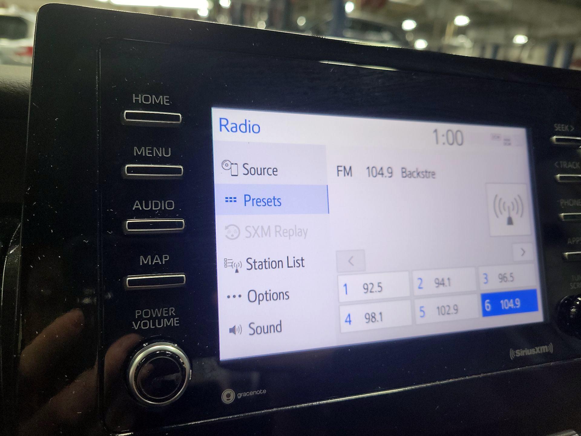 Thumbnail: 2023 Toyota Camry - 15