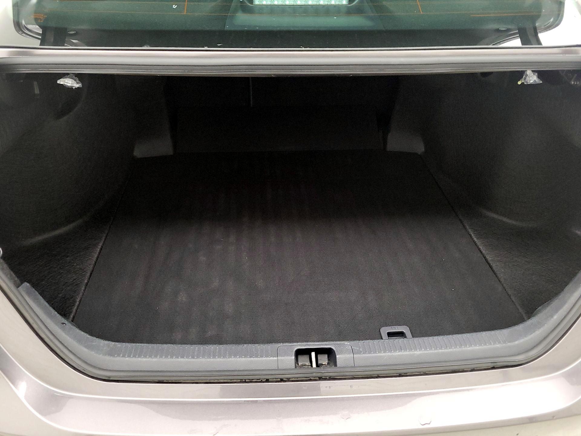 Thumbnail: 2023 Toyota Camry - 20