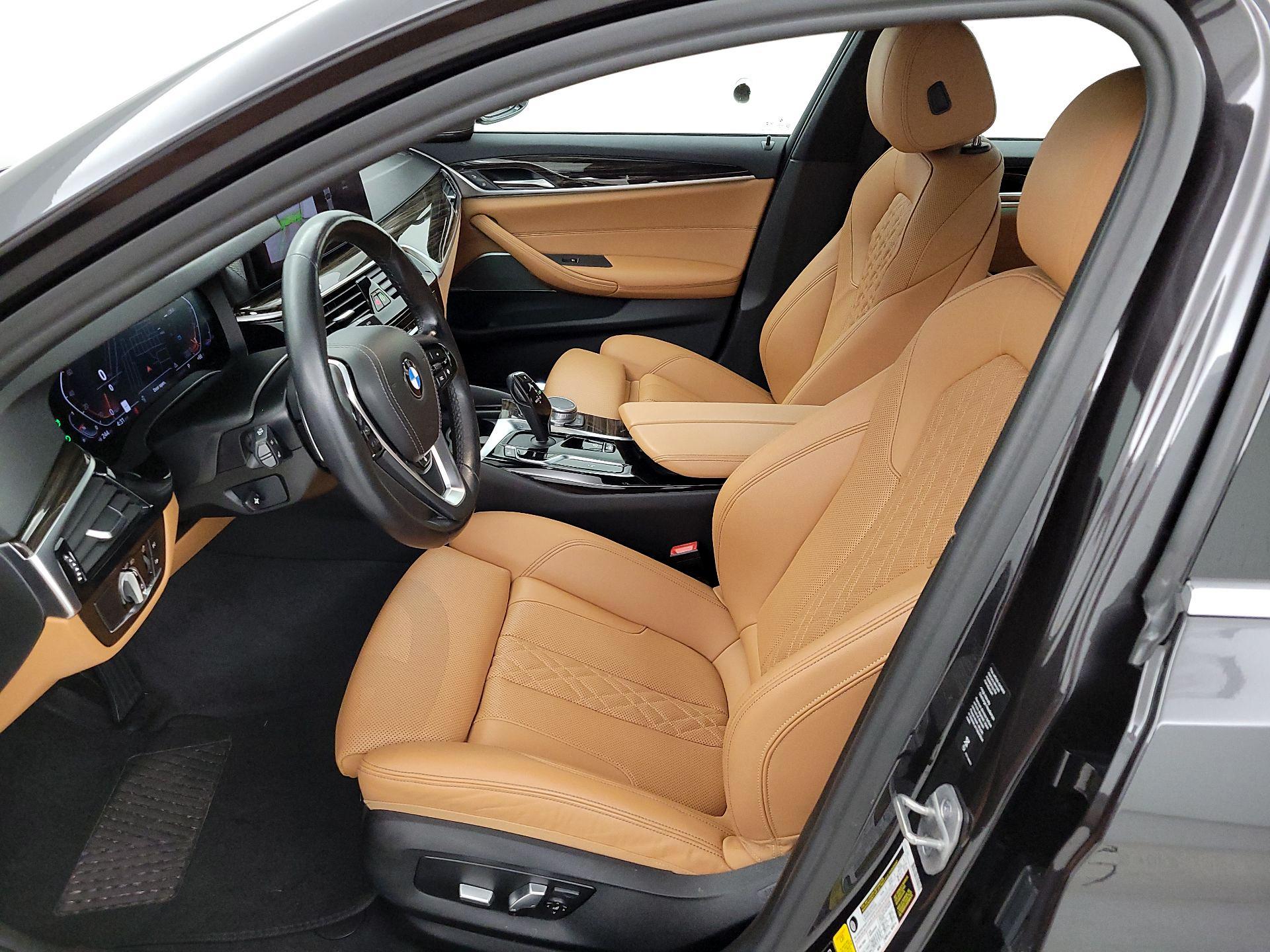 Thumbnail: 2022 BMW 5 Series - 11