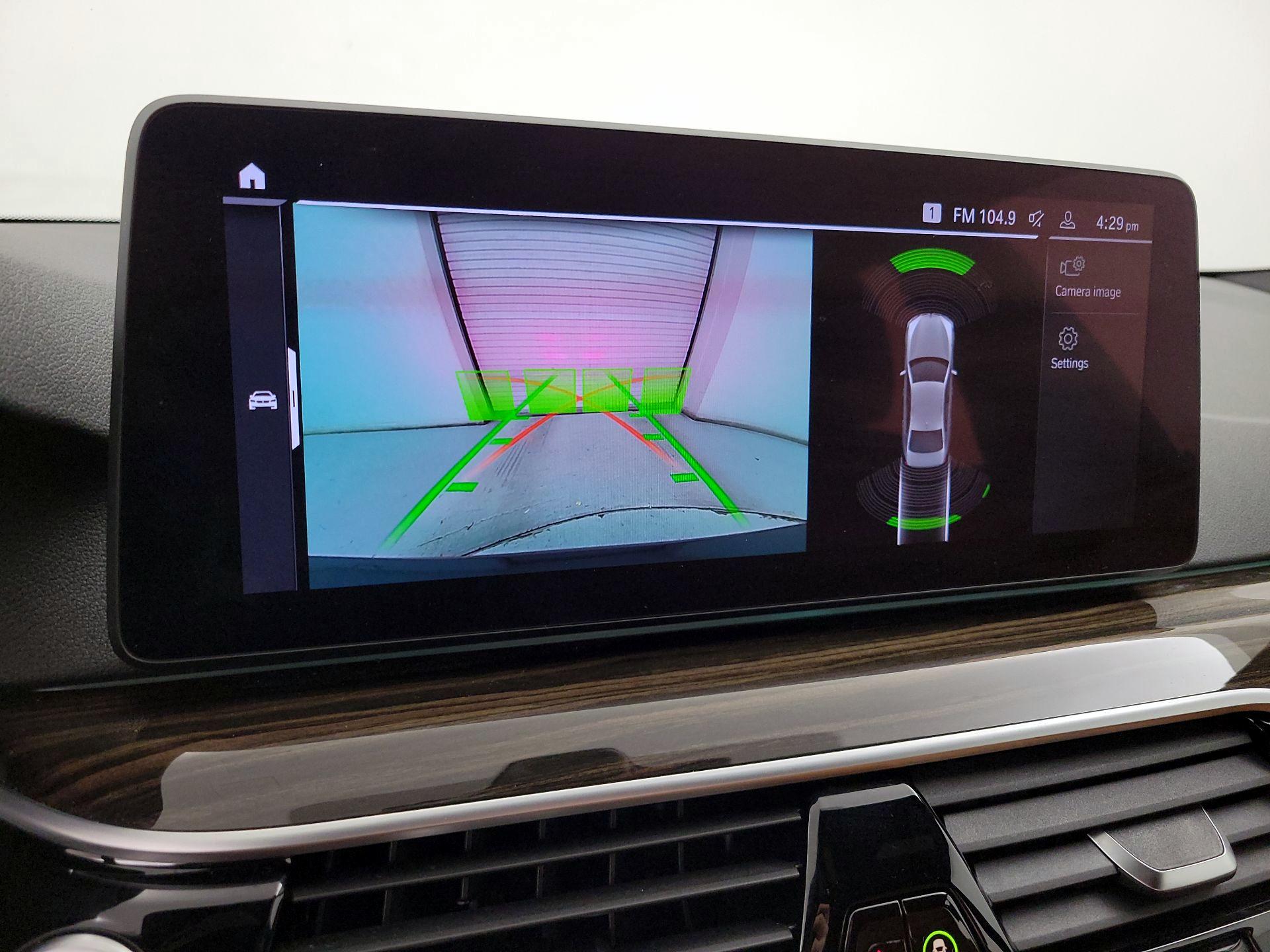 Thumbnail: 2022 BMW 5 Series - 14