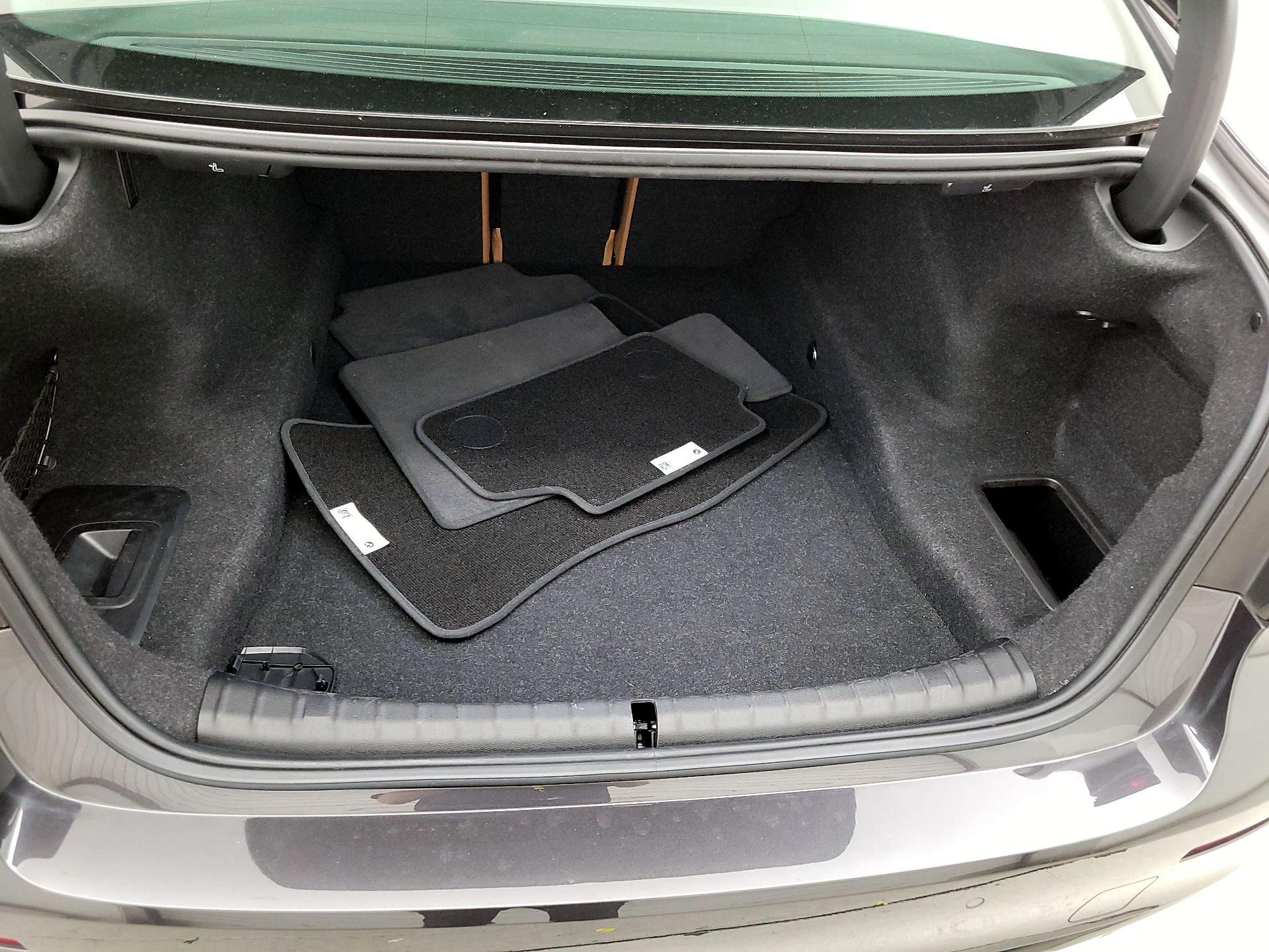 Thumbnail: 2022 BMW 5 Series - 20