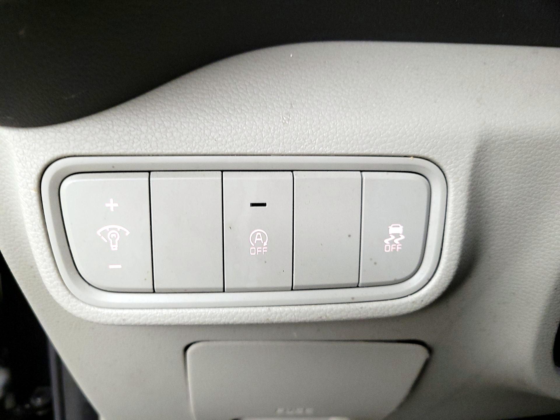 Thumbnail: 2021 Kia Soul - 13