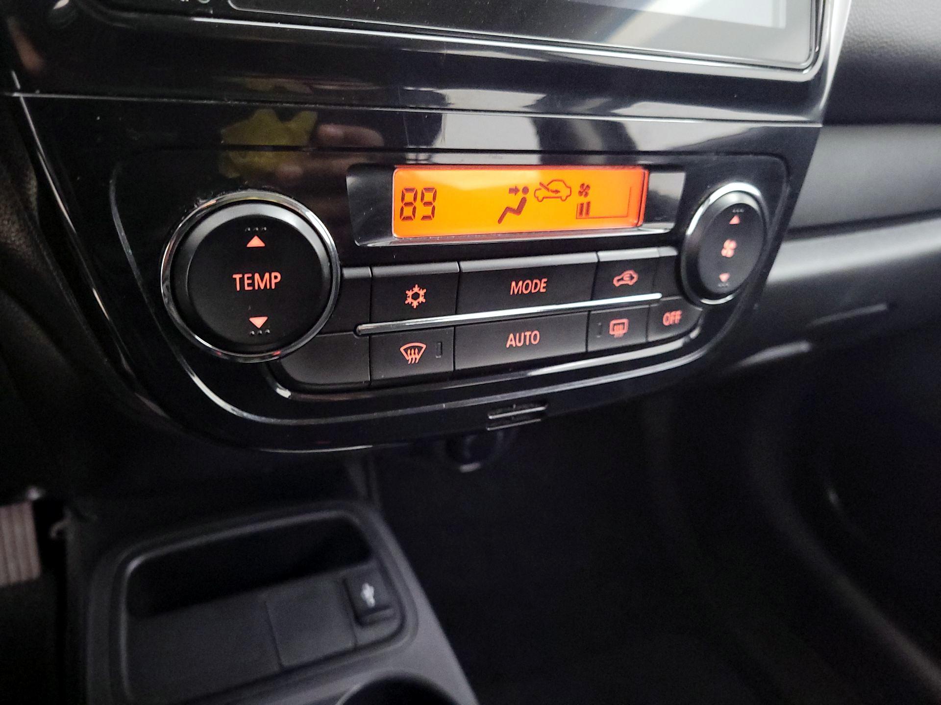 Thumbnail: 2021 Mitsubishi Mirage G4 - 16