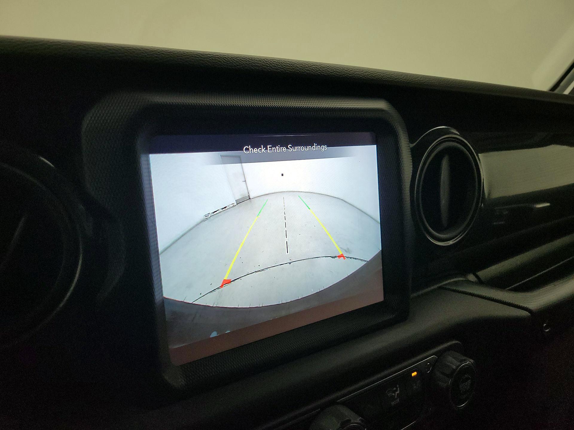 Thumbnail: 2023 Jeep Wrangler - 15