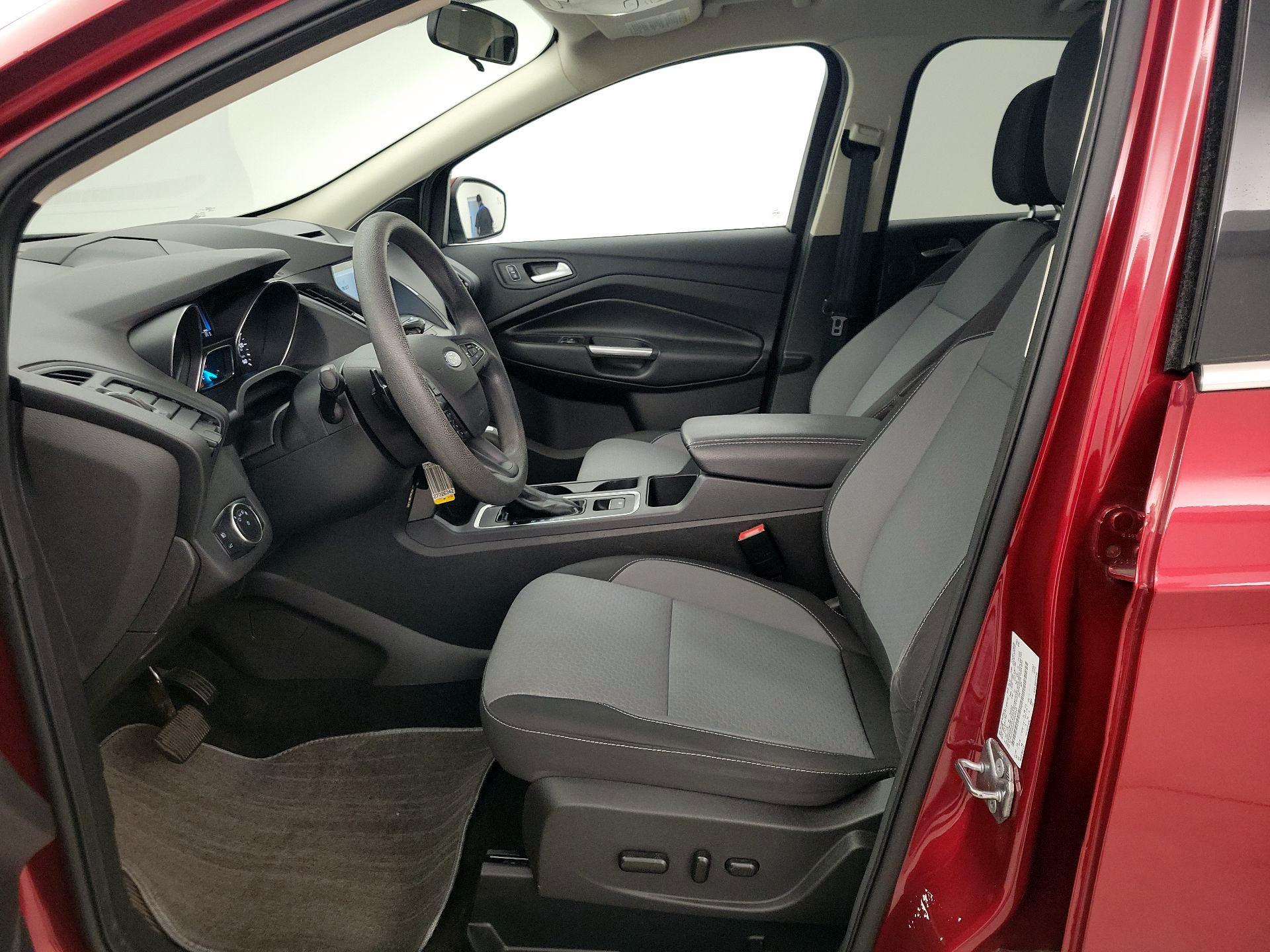 Thumbnail: 2017 Ford Escape - 11