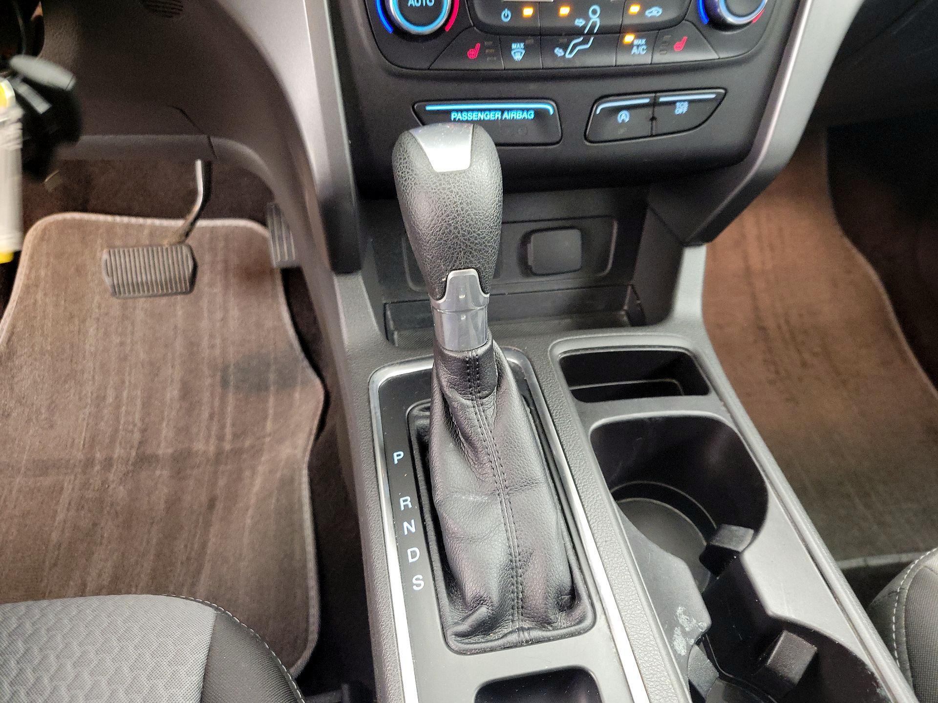 Thumbnail: 2017 Ford Escape - 17