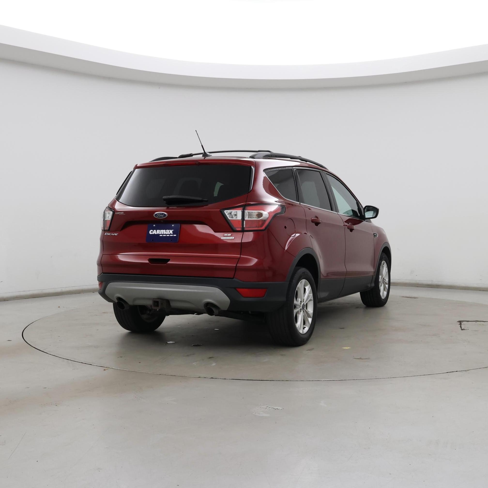 Thumbnail: 2017 Ford Escape - 8