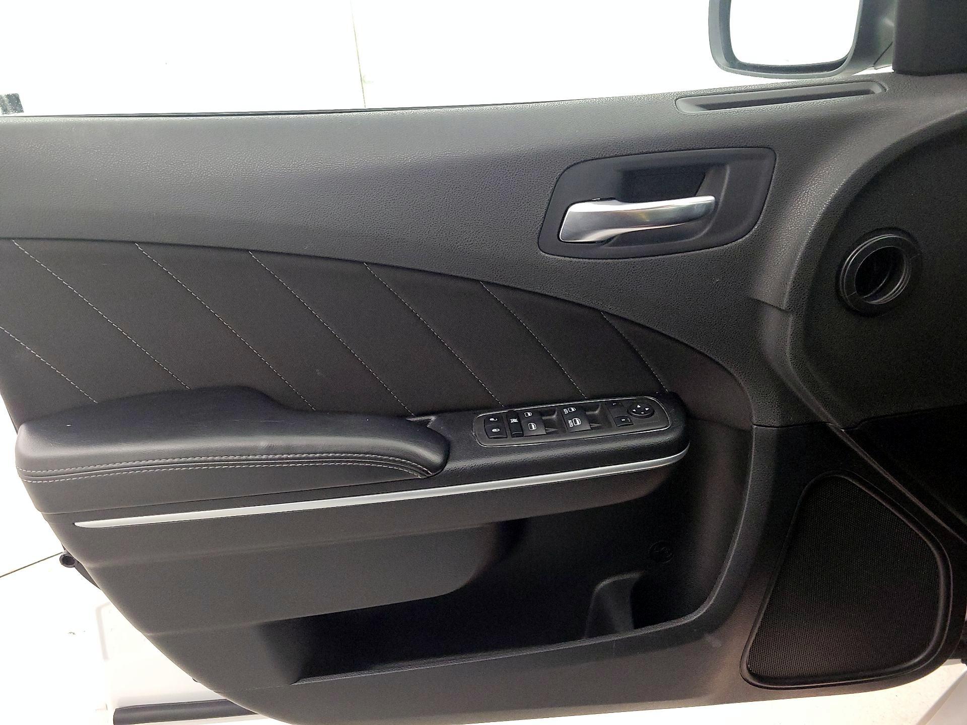 Thumbnail: 2022 Dodge Charger - 12