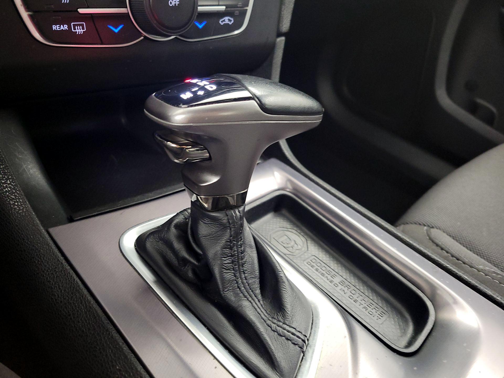 Thumbnail: 2022 Dodge Charger - 18