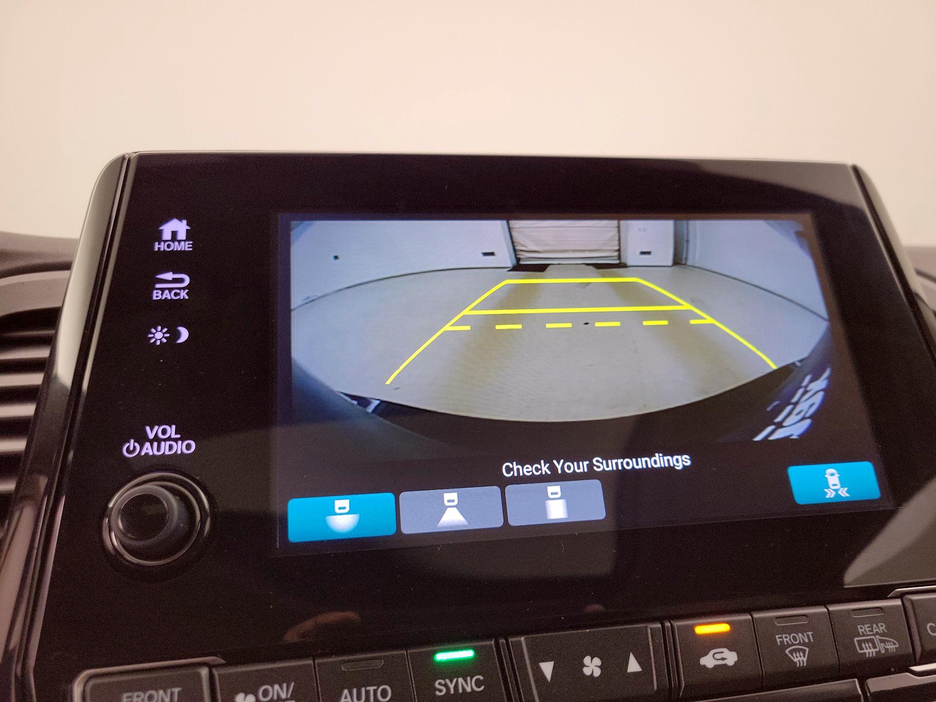 Thumbnail: 2019 Honda Odyssey - 15