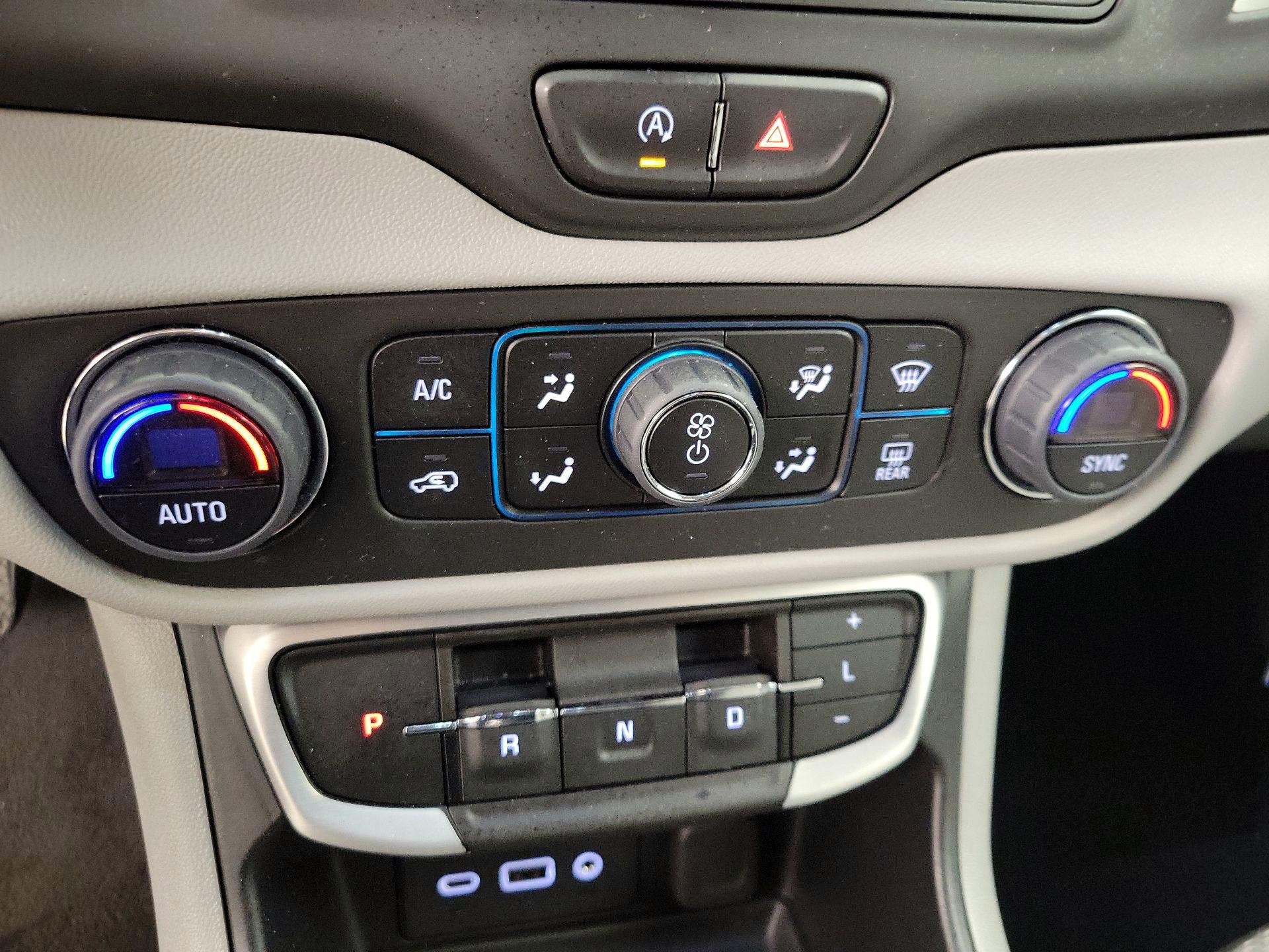 Thumbnail: 2023 GMC Terrain - 16