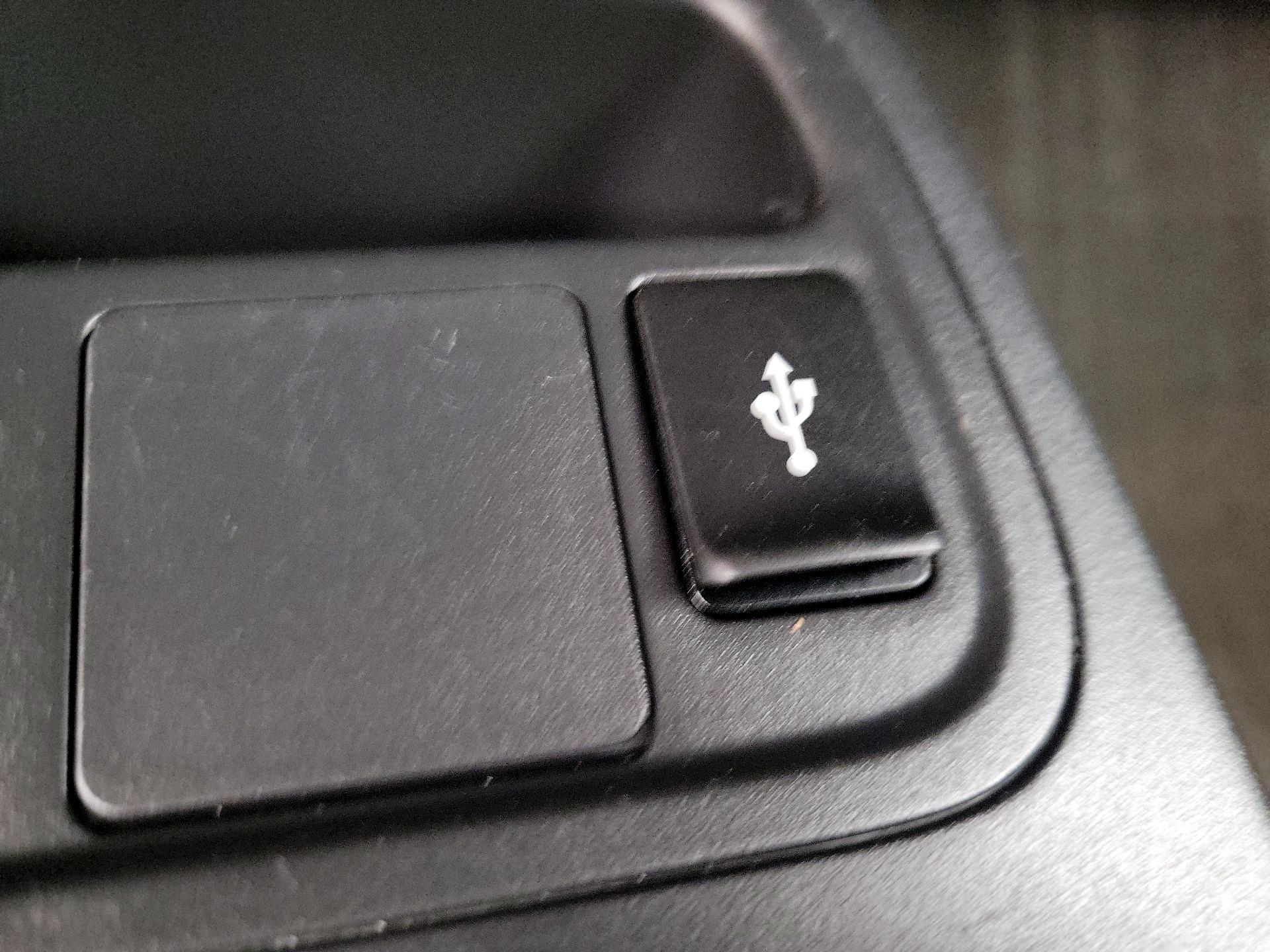 Thumbnail: 2021 Mitsubishi Mirage - 18