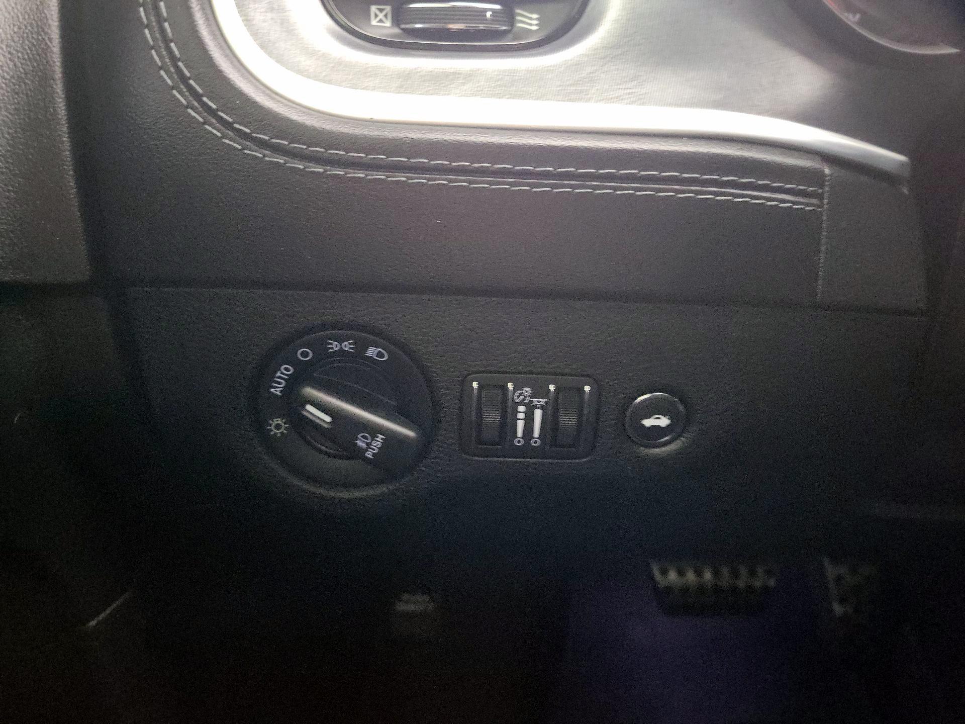 Thumbnail: 2021 Dodge Charger - 13