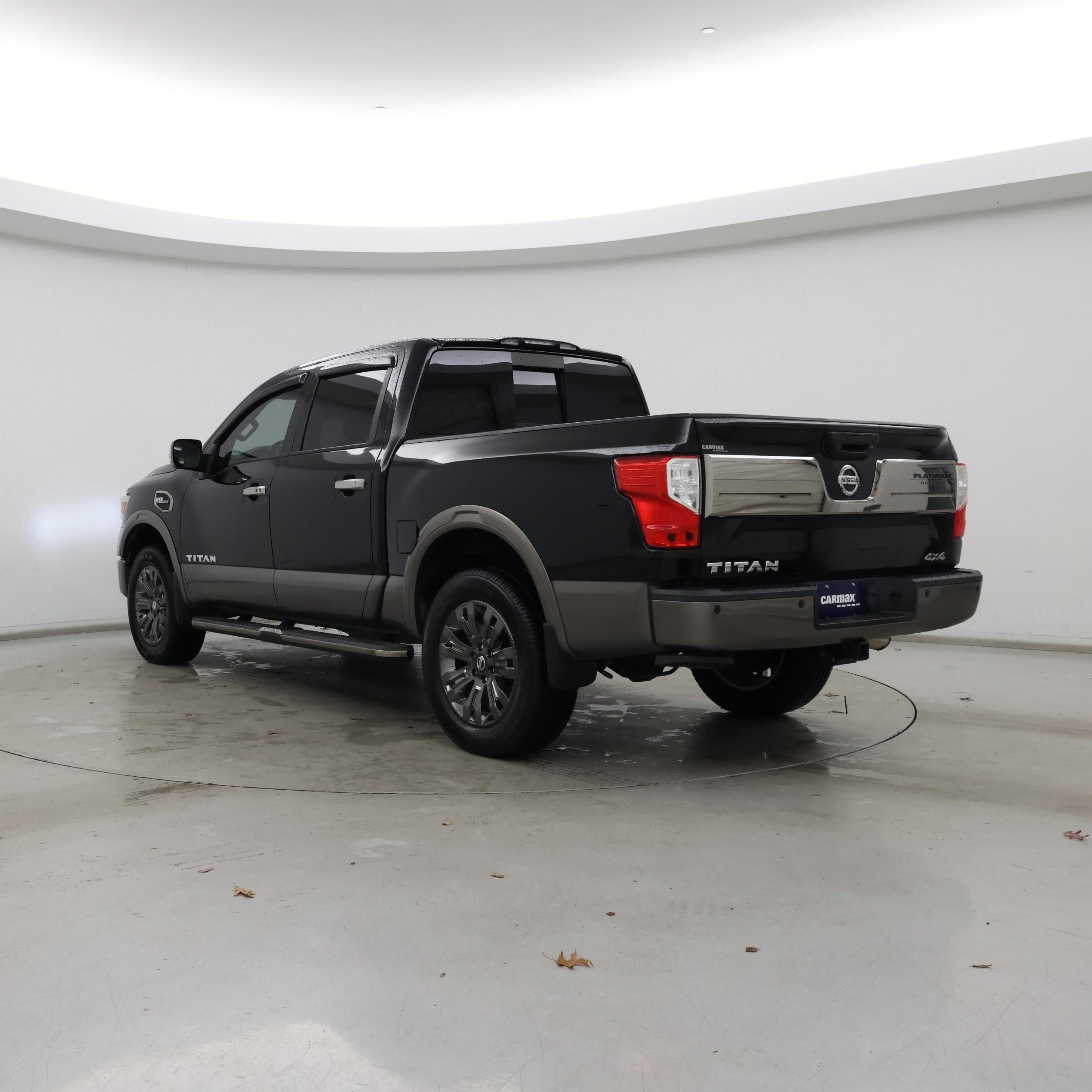 Thumbnail: 2017 Nissan Titan - 2