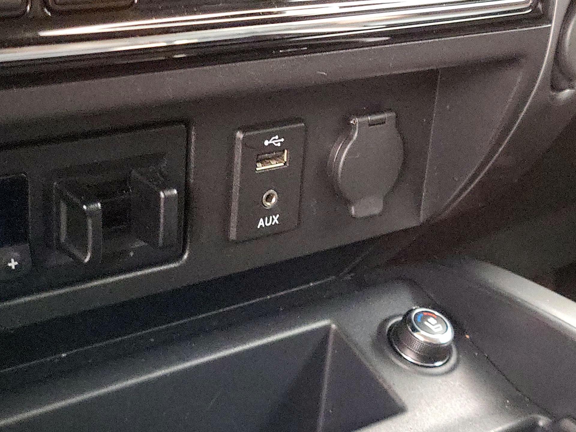 Thumbnail: 2017 Nissan Titan - 19