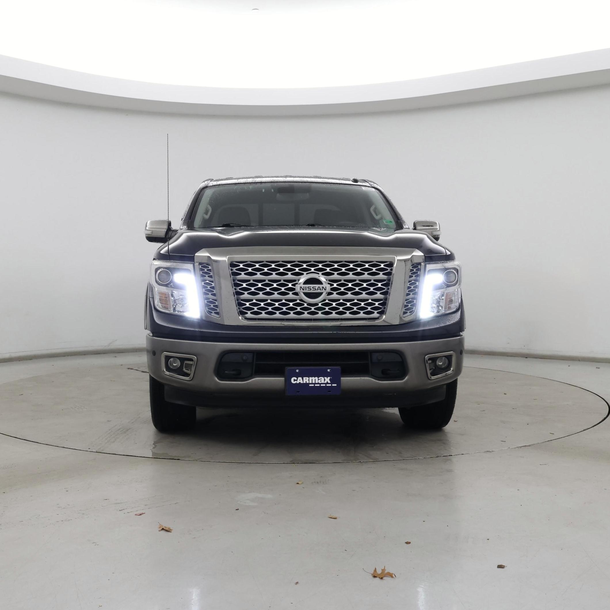 Thumbnail: 2017 Nissan Titan - 5