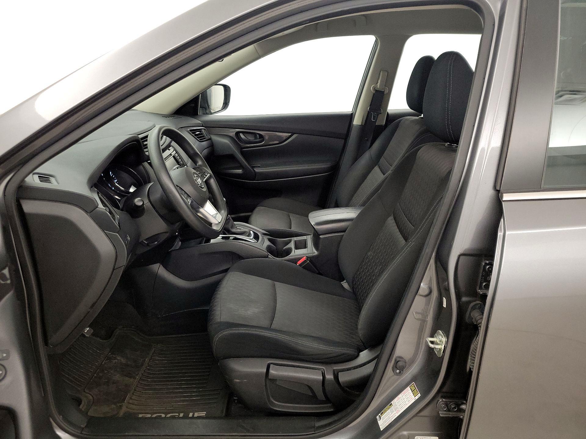 Thumbnail: 2020 Nissan Rogue - 11