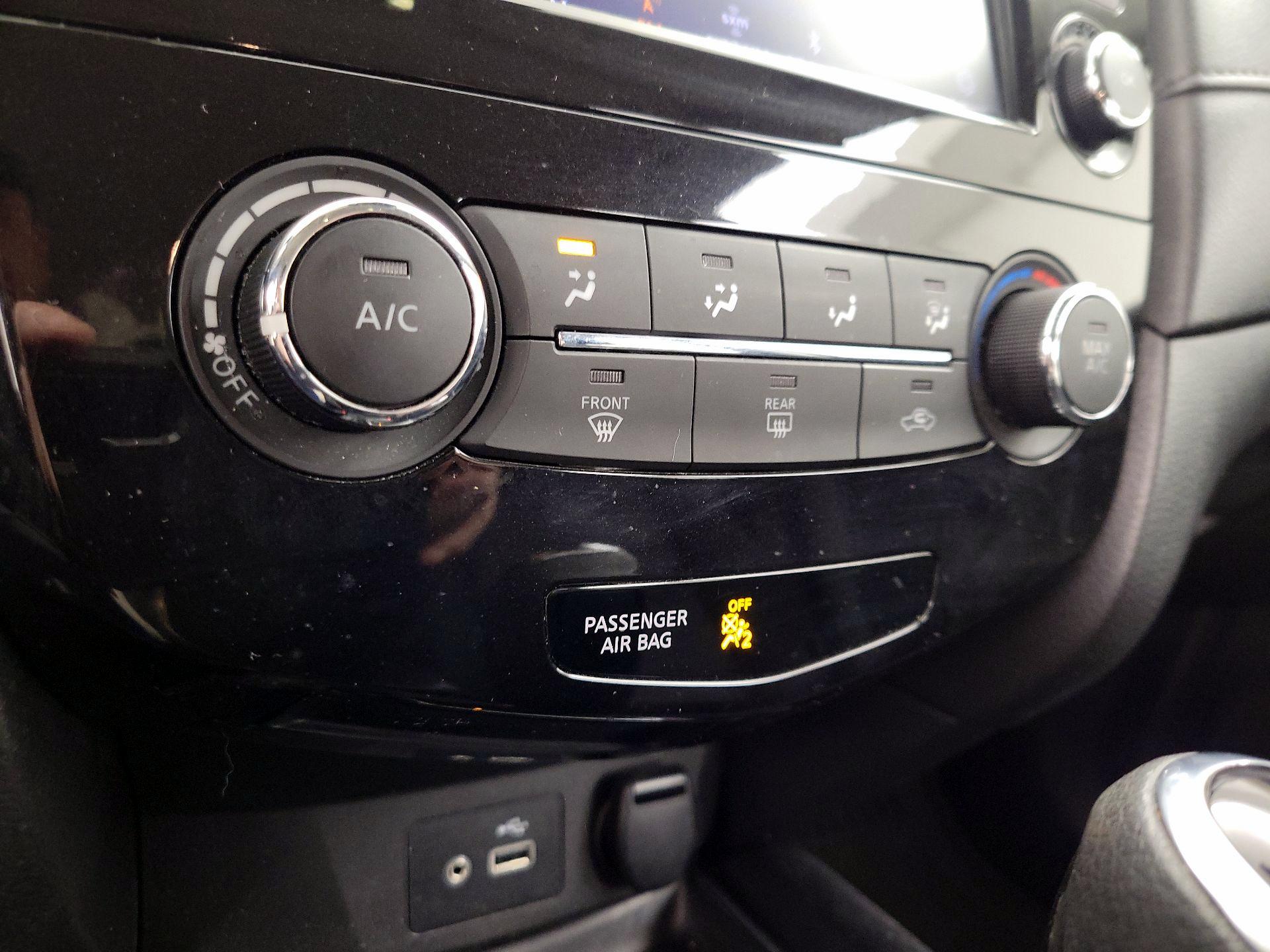 Thumbnail: 2020 Nissan Rogue - 16