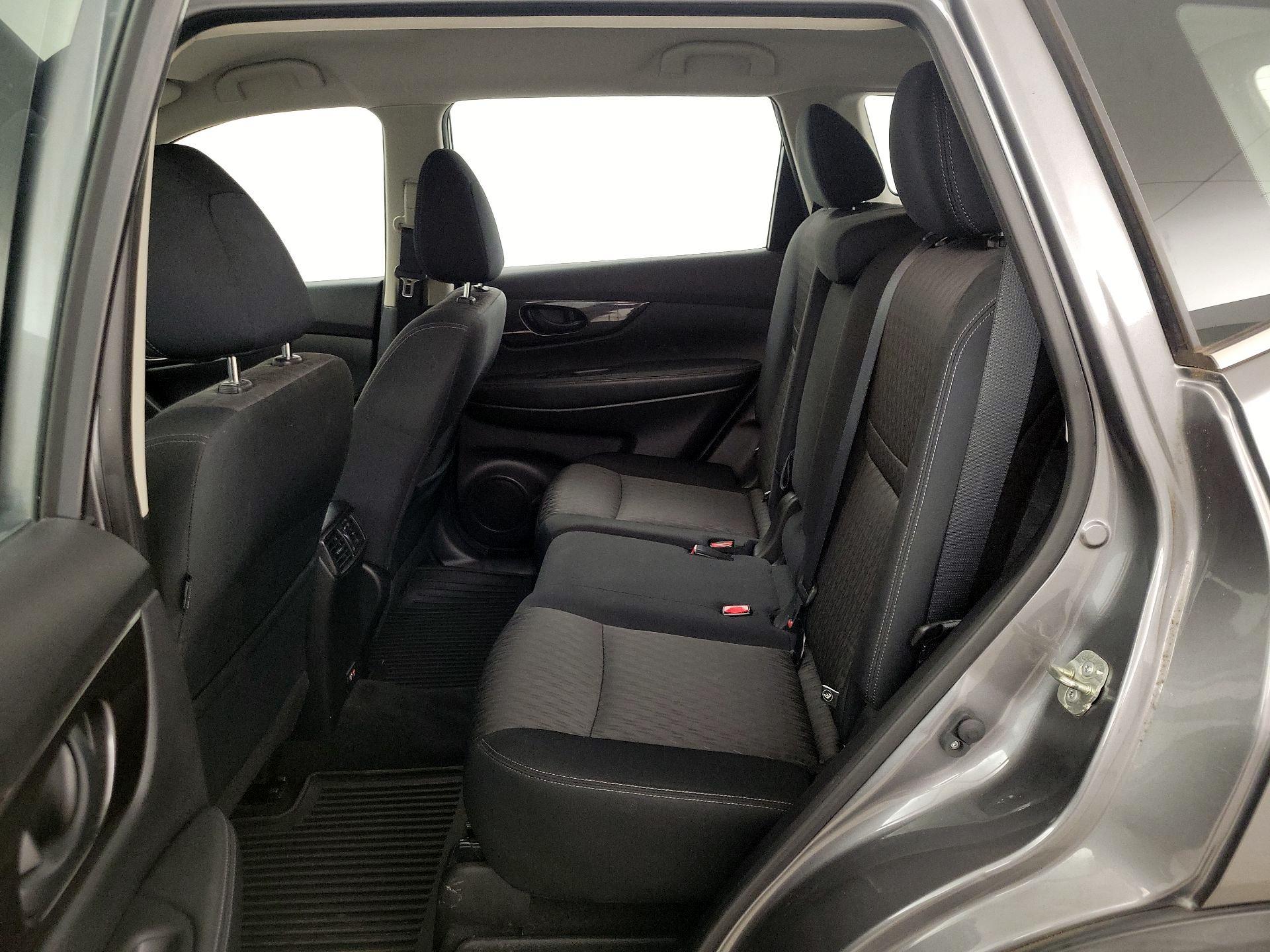 Thumbnail: 2020 Nissan Rogue - 19