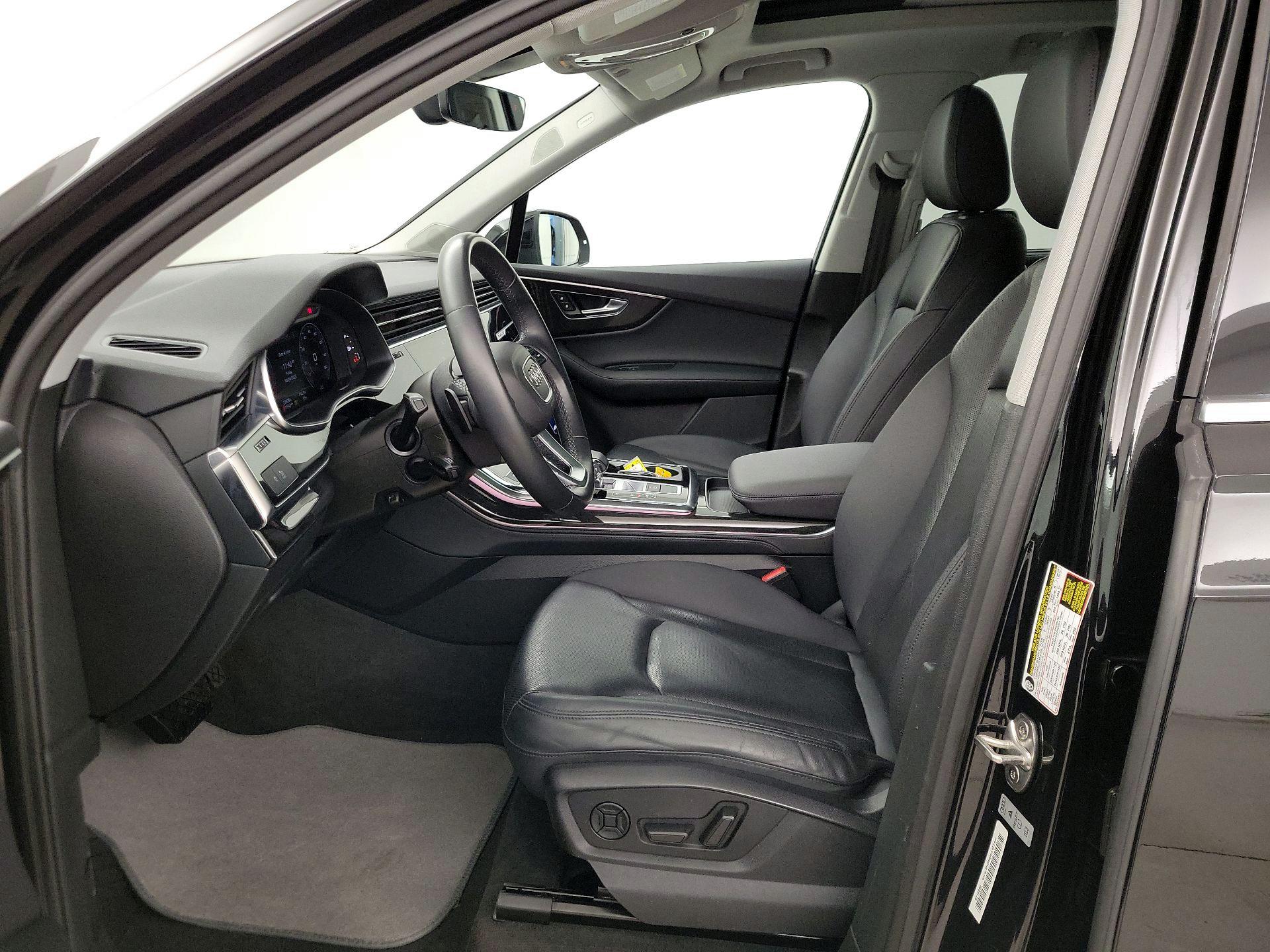 Thumbnail: 2022 Audi Q7 - 11