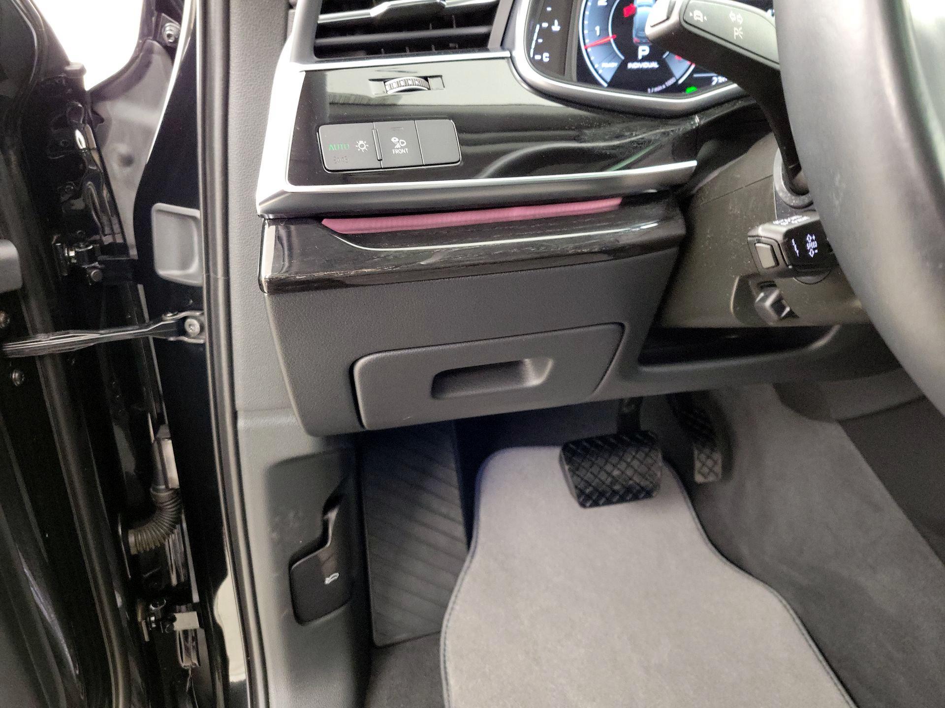 Thumbnail: 2022 Audi Q7 - 13