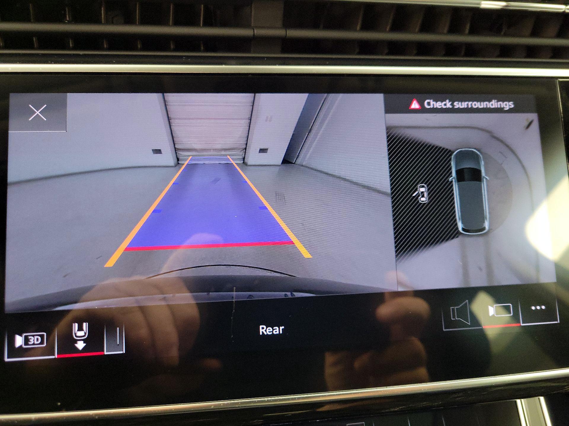 Thumbnail: 2022 Audi Q7 - 15