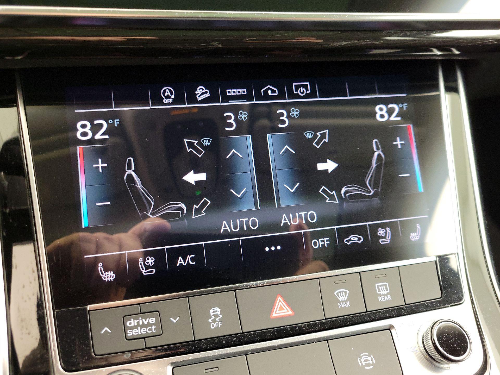 Thumbnail: 2022 Audi Q7 - 17