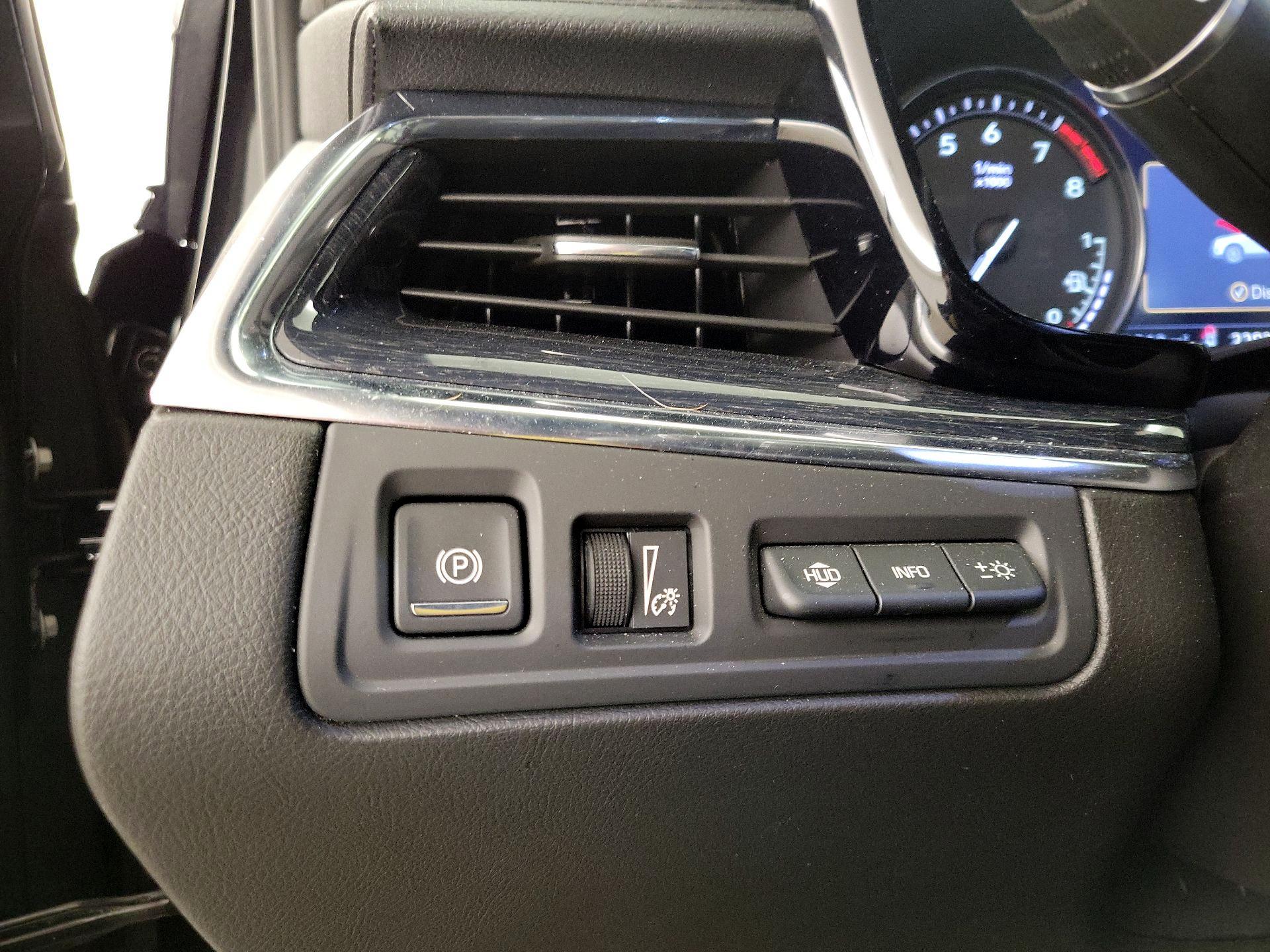 Thumbnail: 2021 Cadillac XT5 - 13