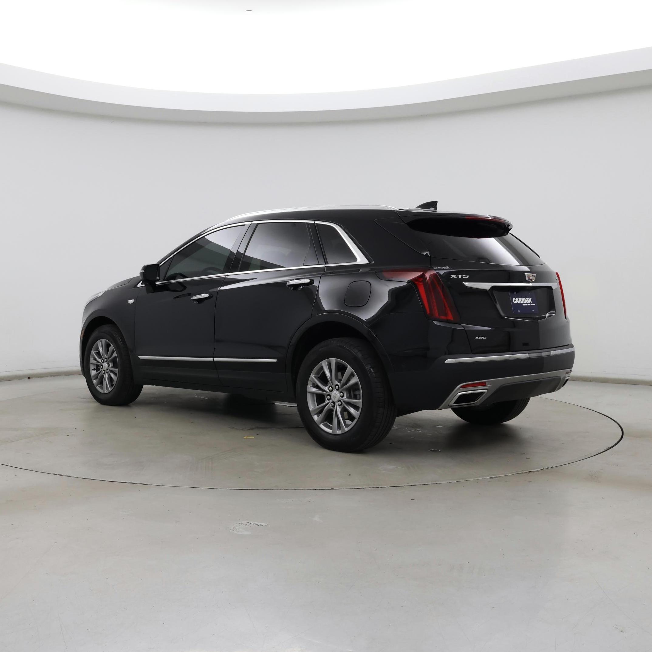Thumbnail: 2021 Cadillac XT5 - 2