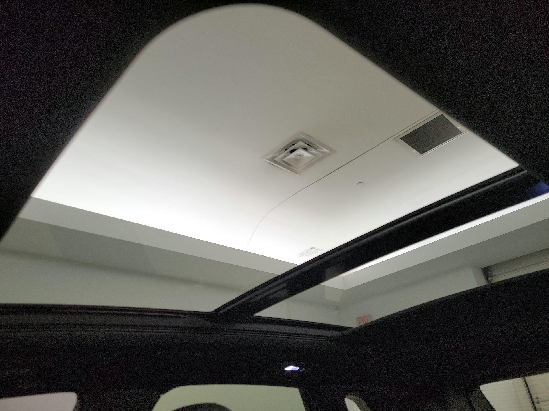 Thumbnail: 2021 Cadillac XT5 - 20