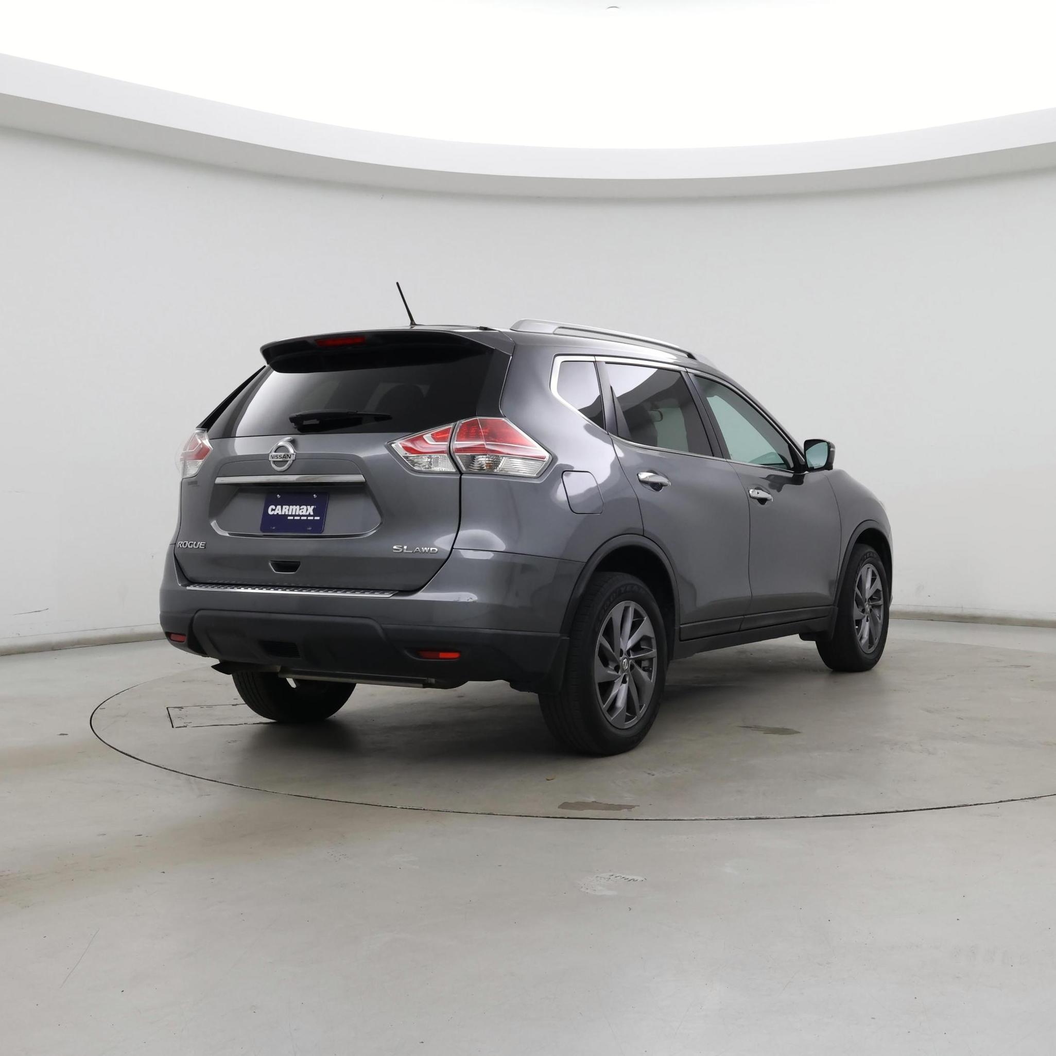 Thumbnail: 2016 Nissan Rogue - 8