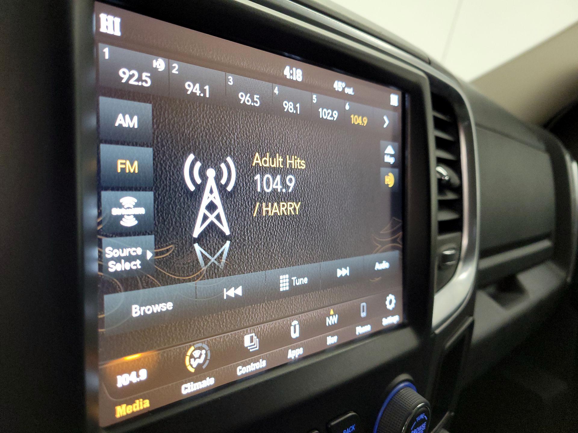 Thumbnail: 2023 RAM 1500 Classic - 16