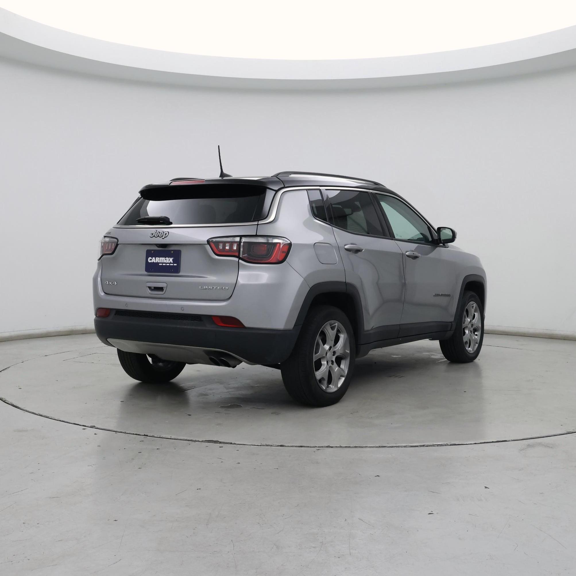 Thumbnail: 2022 Jeep Compass - 8