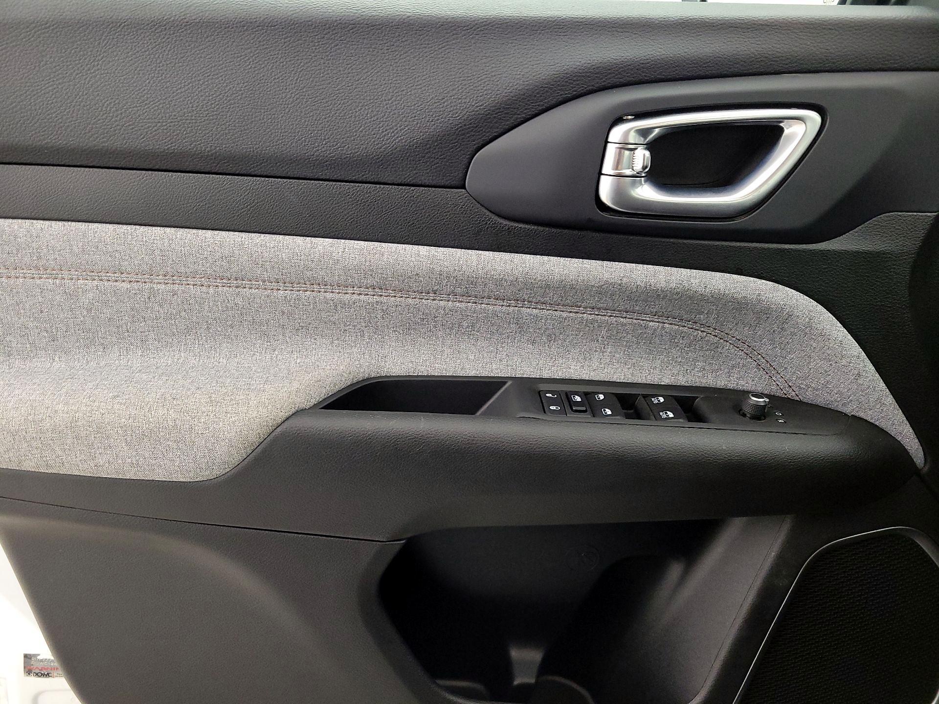 Thumbnail: 2022 Jeep Compass - 12