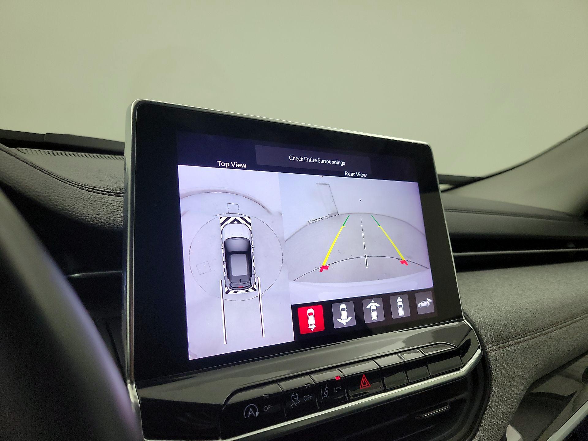 Thumbnail: 2022 Jeep Compass - 14