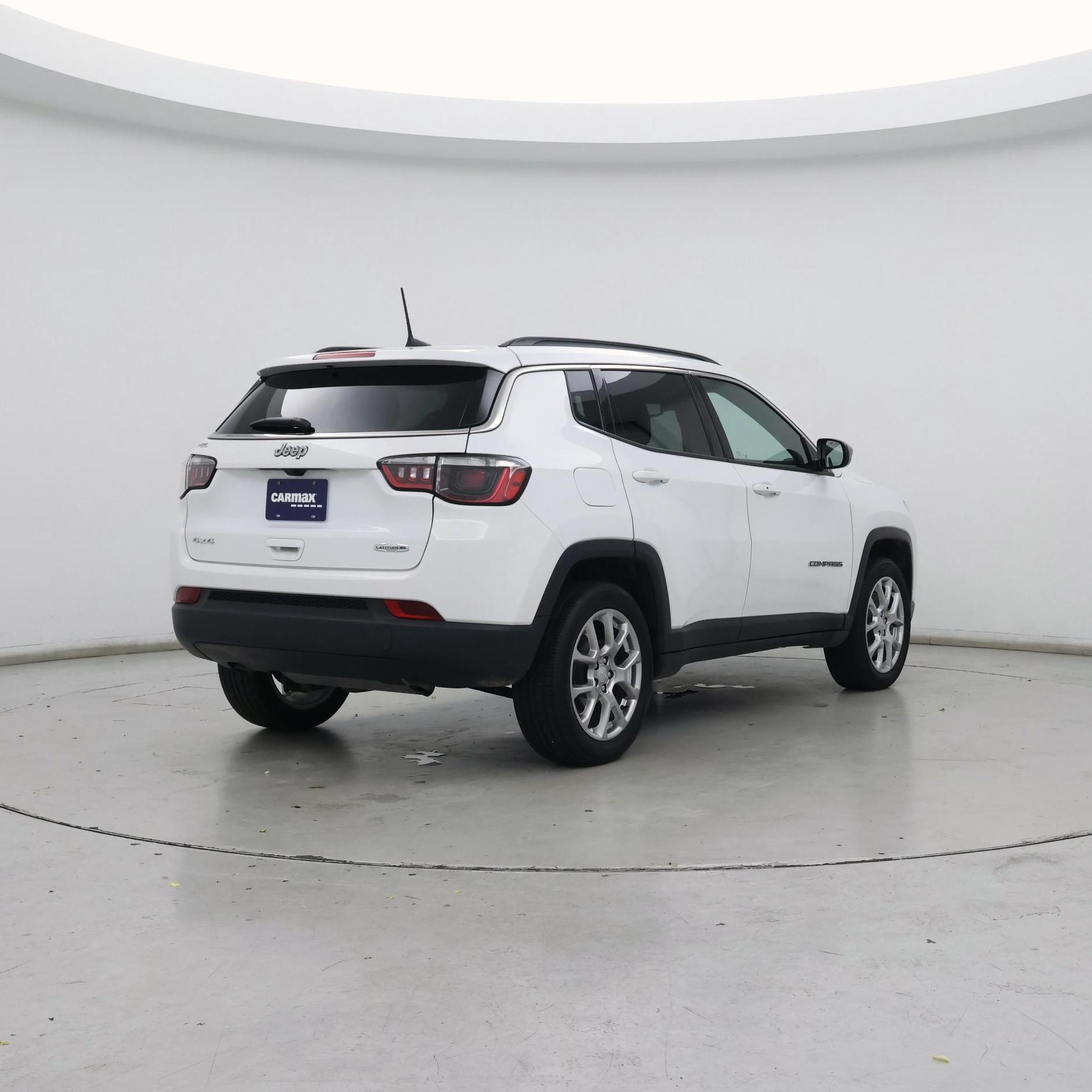 Thumbnail: 2023 Jeep Compass - 8