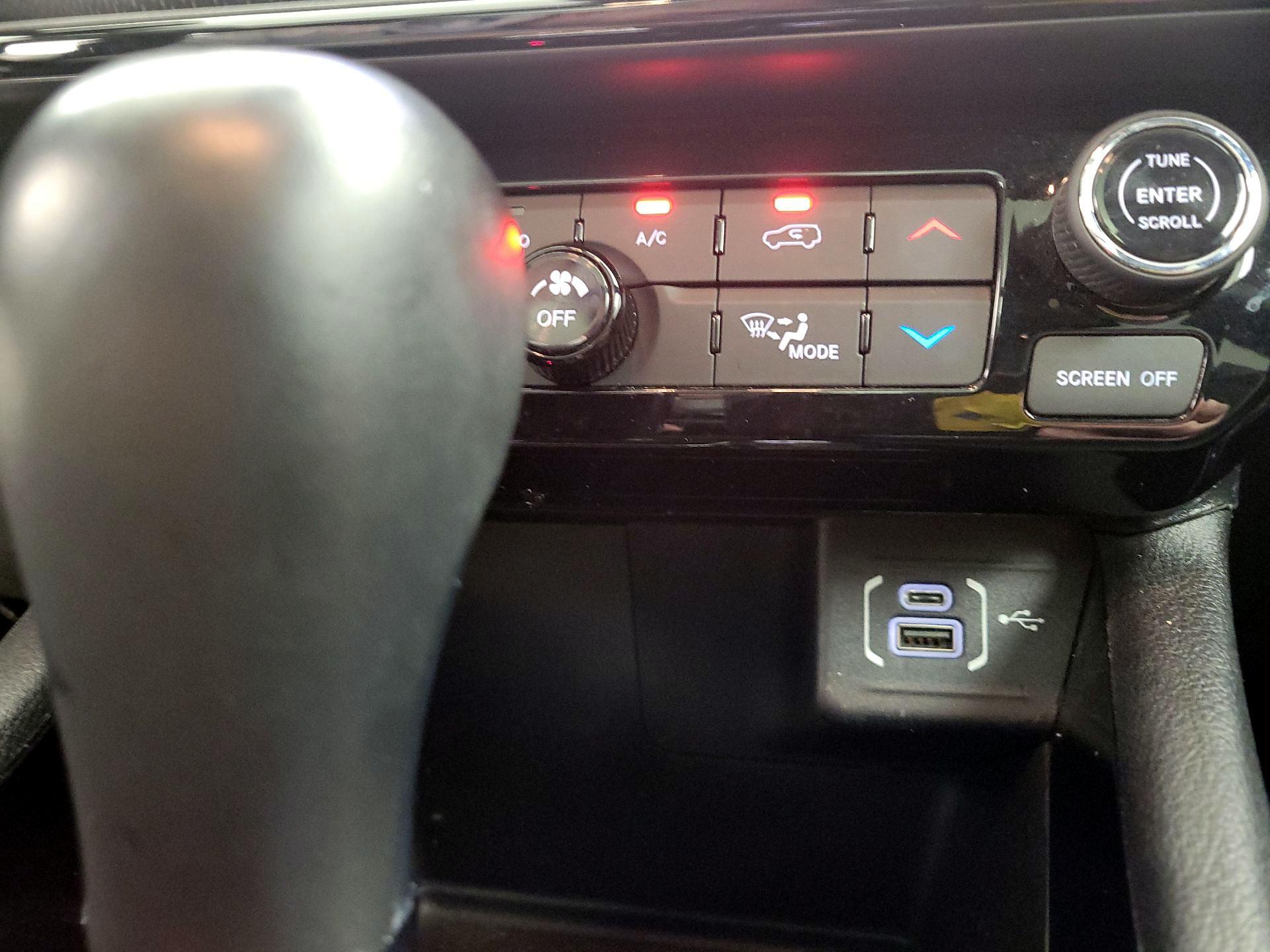 Thumbnail: 2023 Jeep Compass - 19