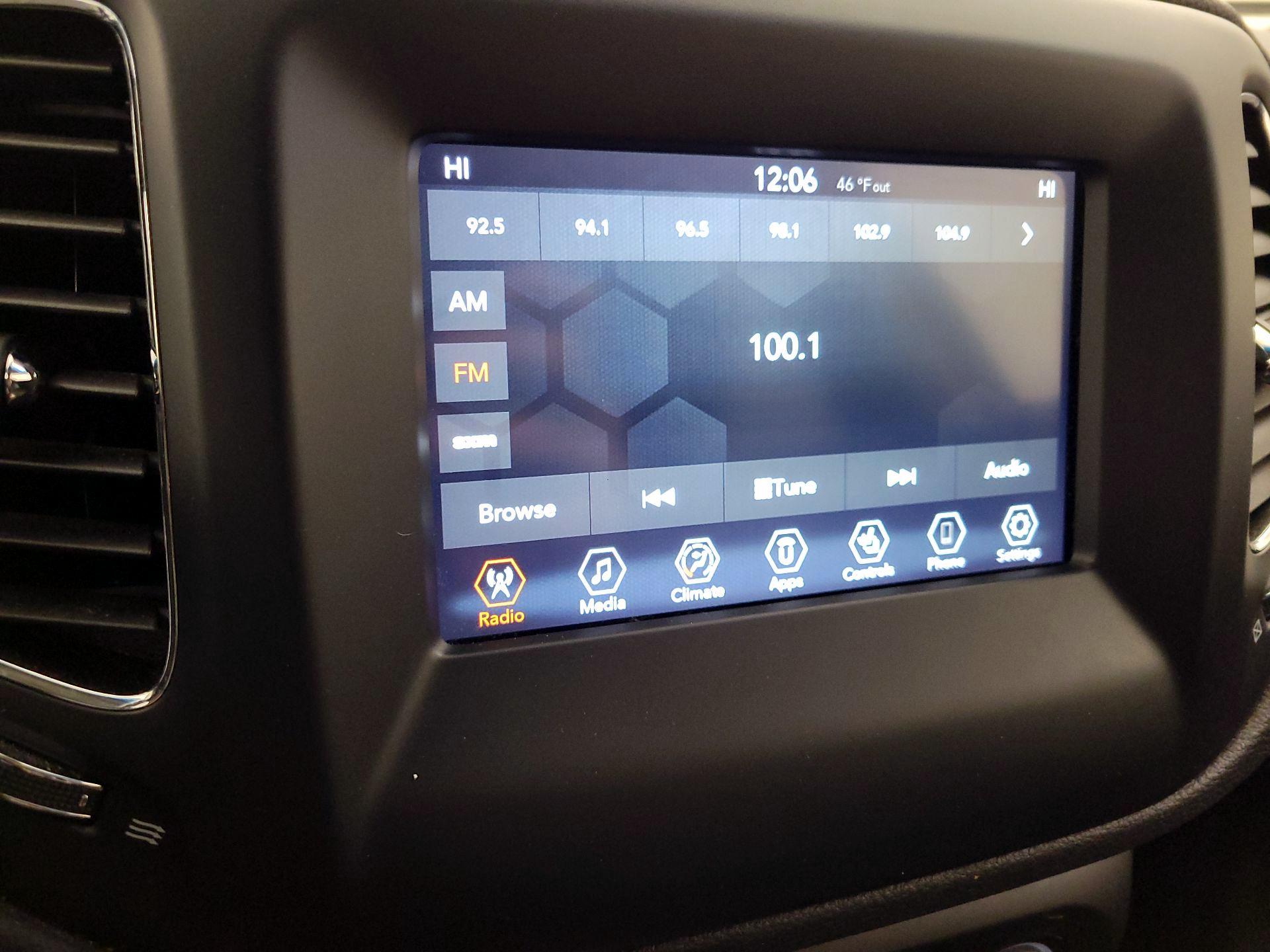 Thumbnail: 2020 Jeep Compass - 15