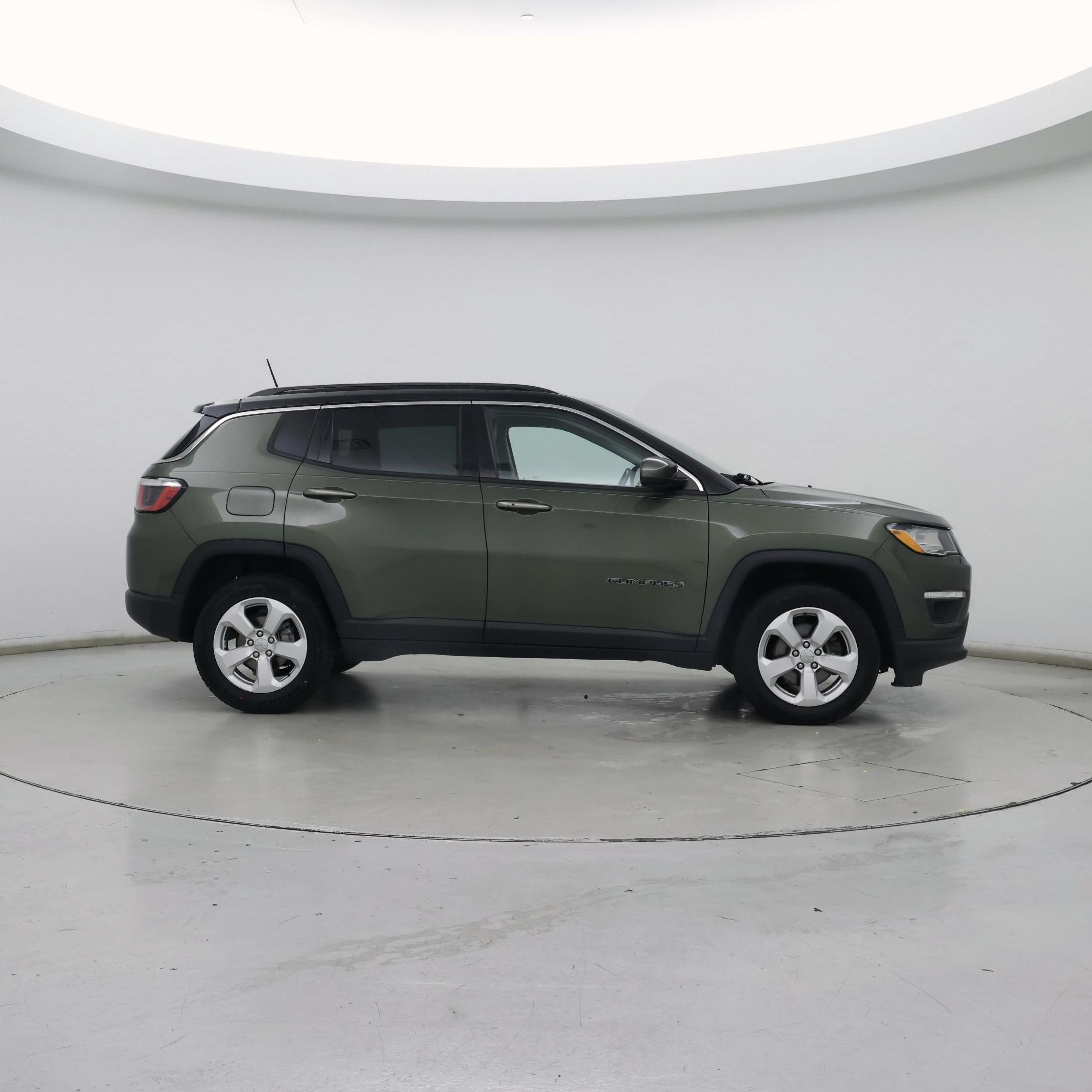 Thumbnail: 2020 Jeep Compass - 7