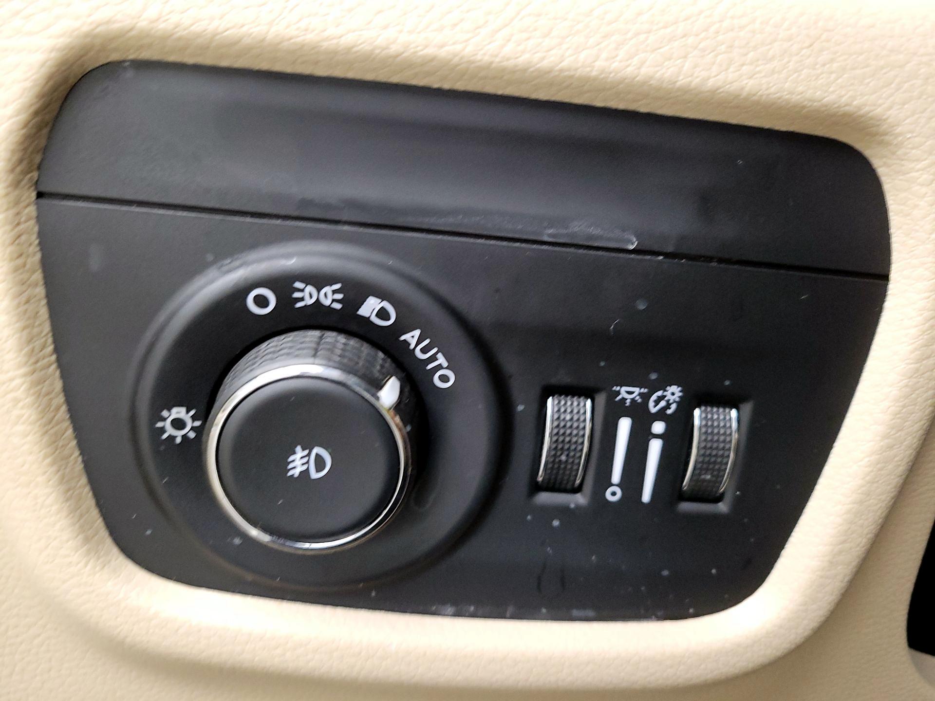 Thumbnail: 2022 Jeep Grand Cherokee L - 13